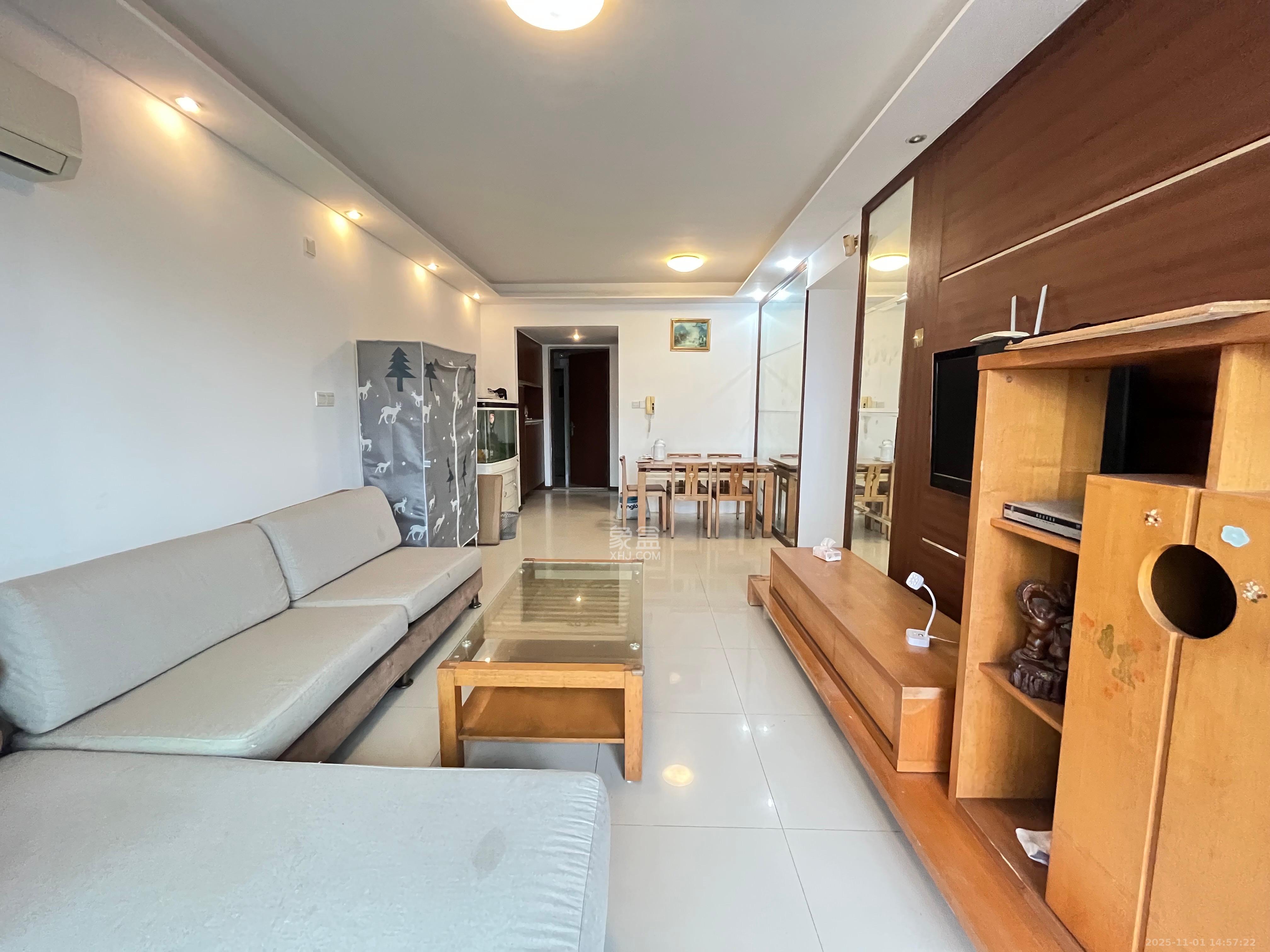 万科金域蓝湾  3室2厅1卫    2300.0元/月