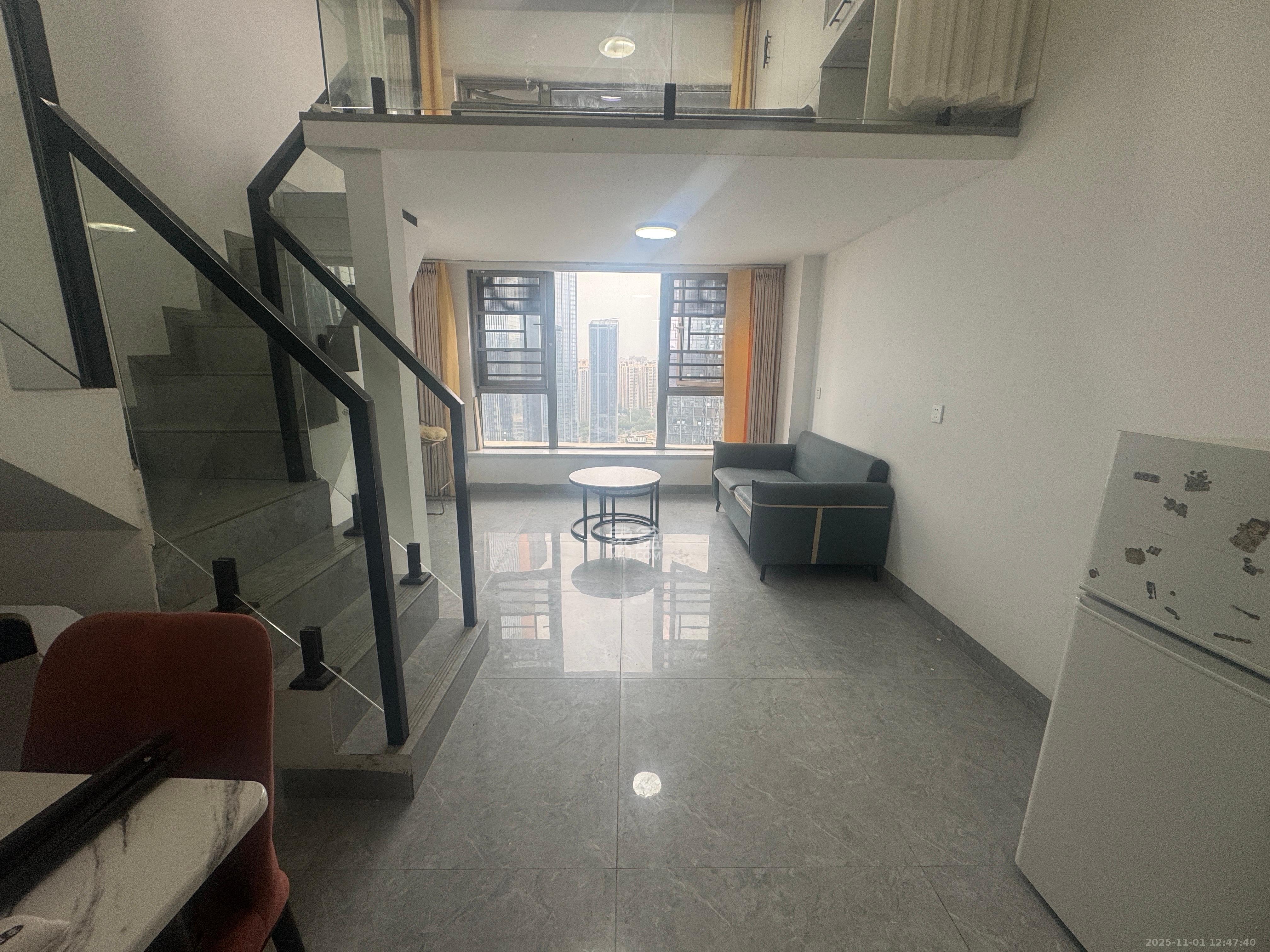 梅溪湖金茂湾  2室1厅1卫    1900.0元/月室内图