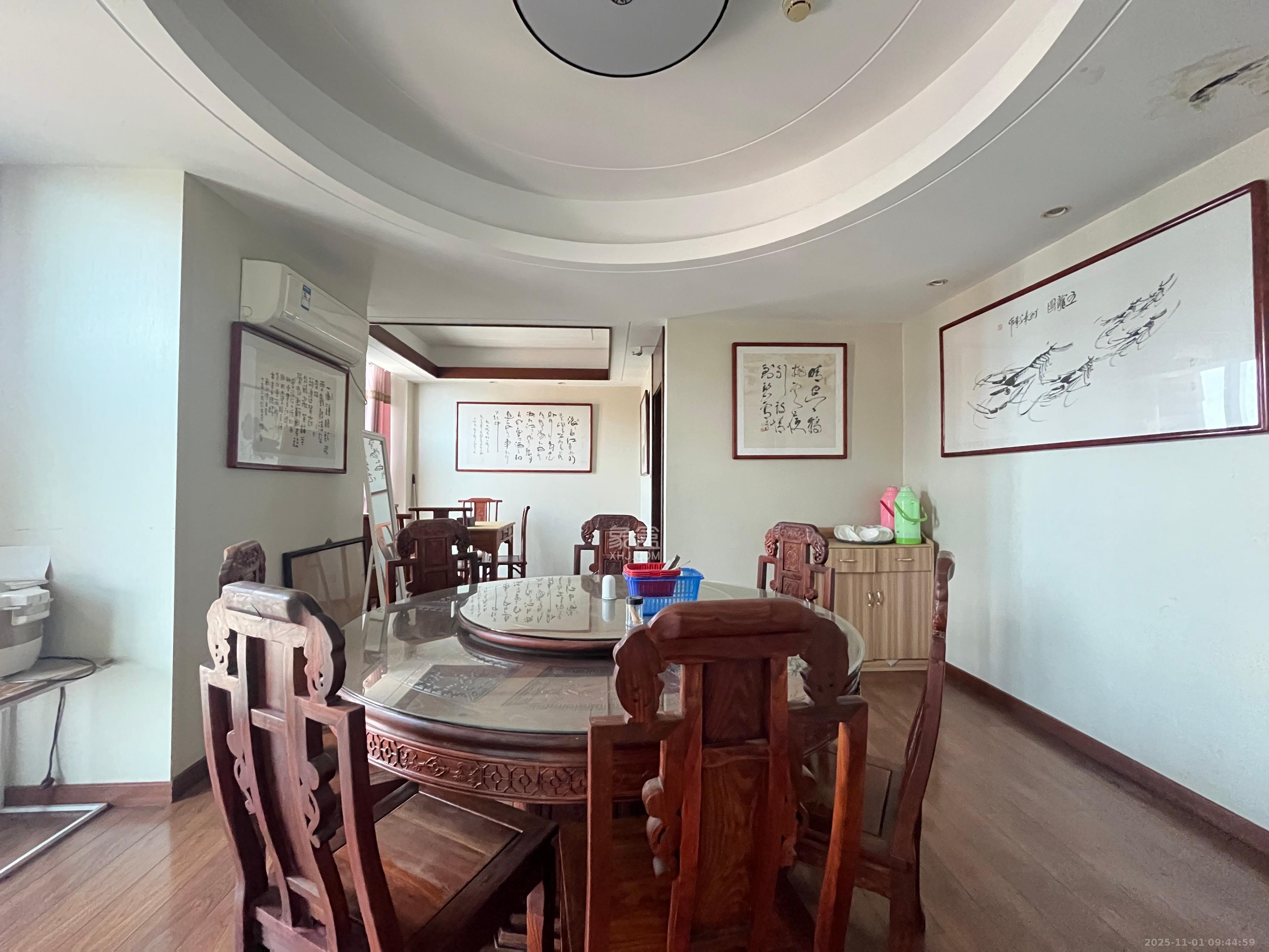 佳兴国际汇 1室1厅1卫 2500.0元/月 佳兴国际汇 1室1厅1卫 2500.0元/月室内图