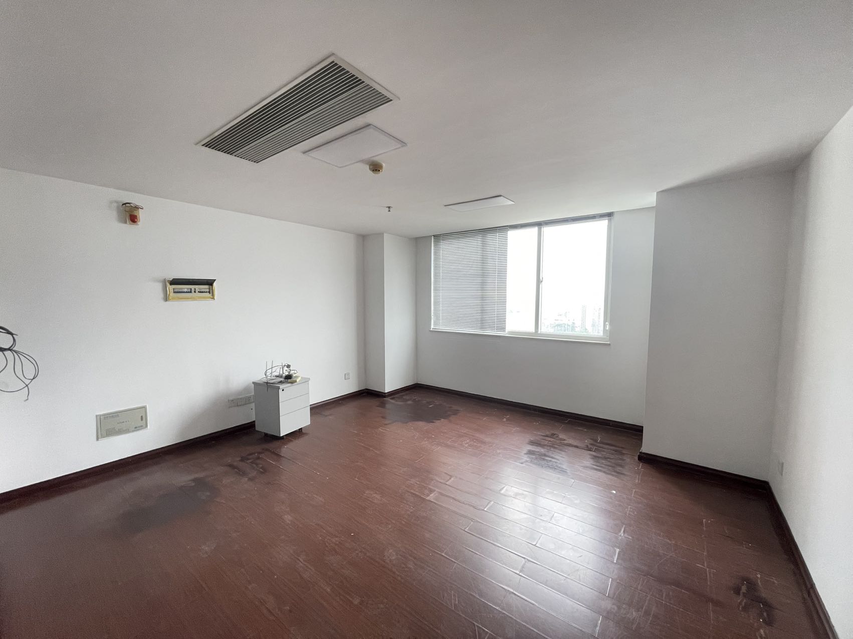 北京大厦 6室2厅4卫 13000.0元/月 北京大厦 6室2厅4卫 13000.0元/月室内图