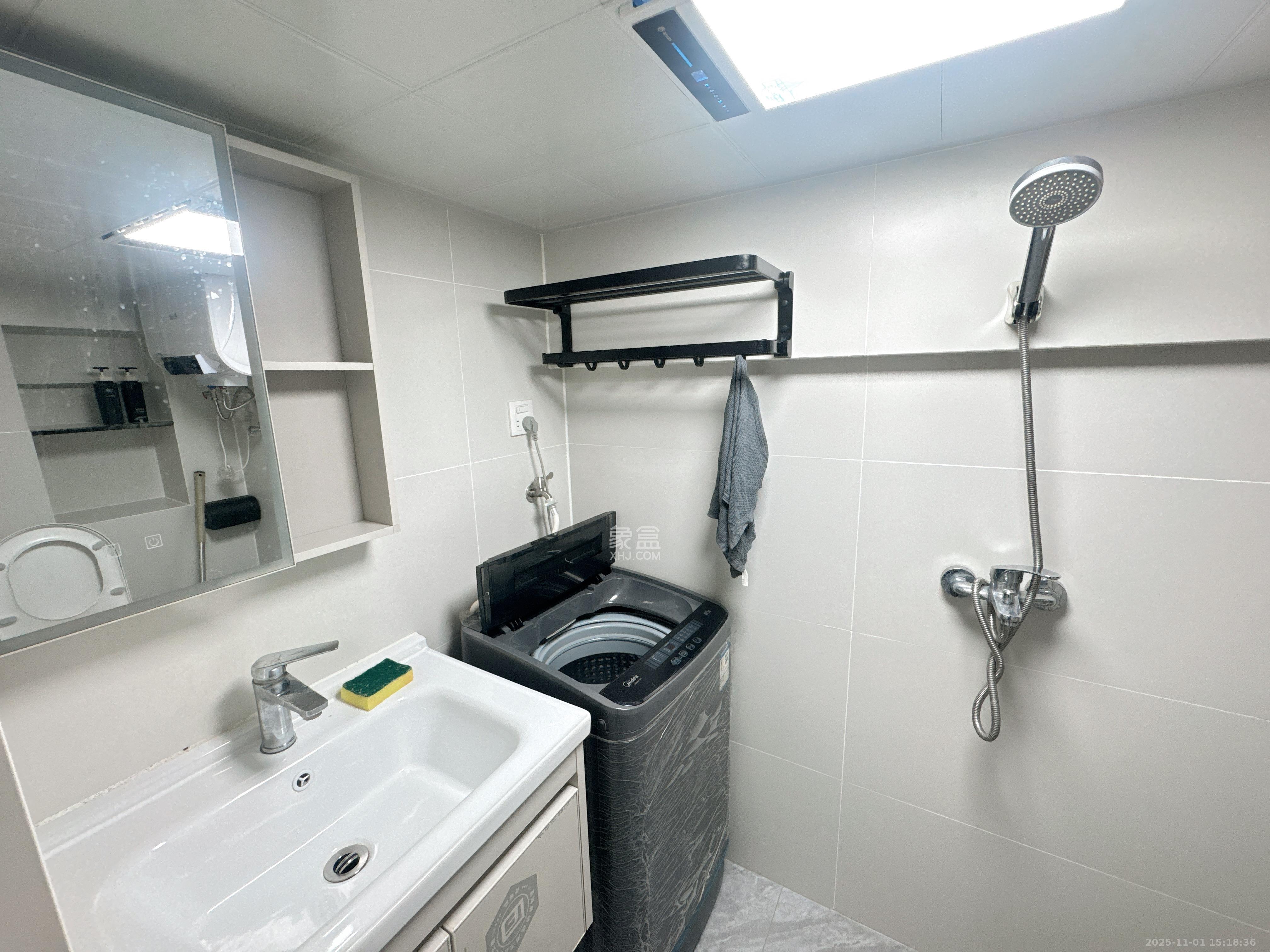 清控湖山雅居北区 1室1厅1卫 1250.0元/月 清控湖山雅居北区 1室1厅1卫 1250.0元/月室内图