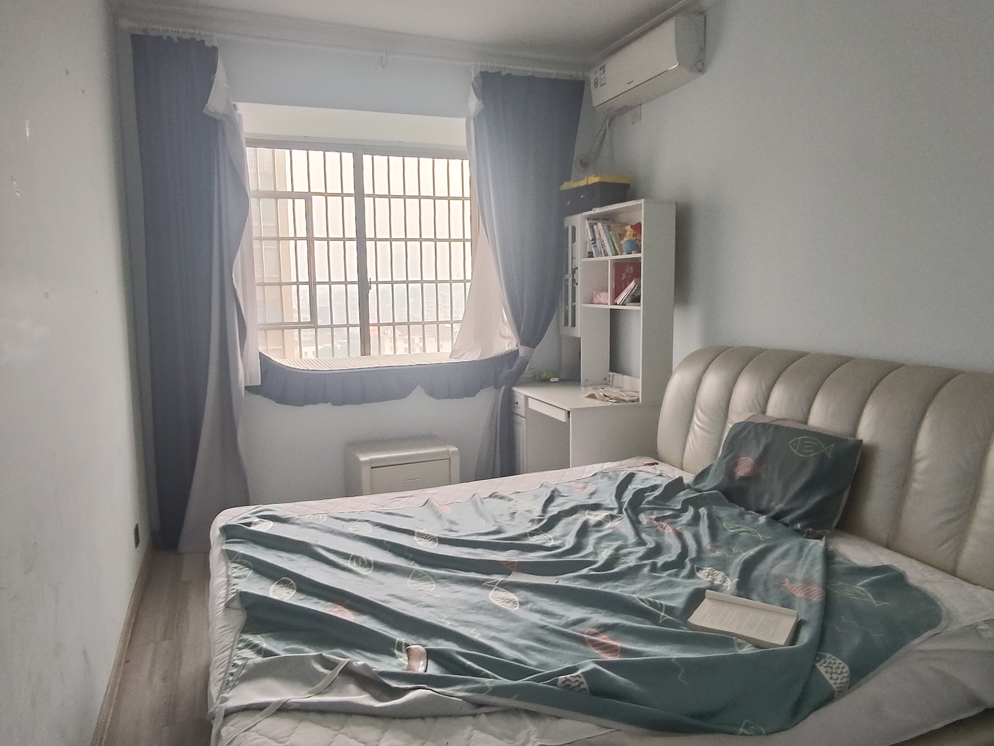 香格里拉  1室2厅2卫    1800.0元/月室内图