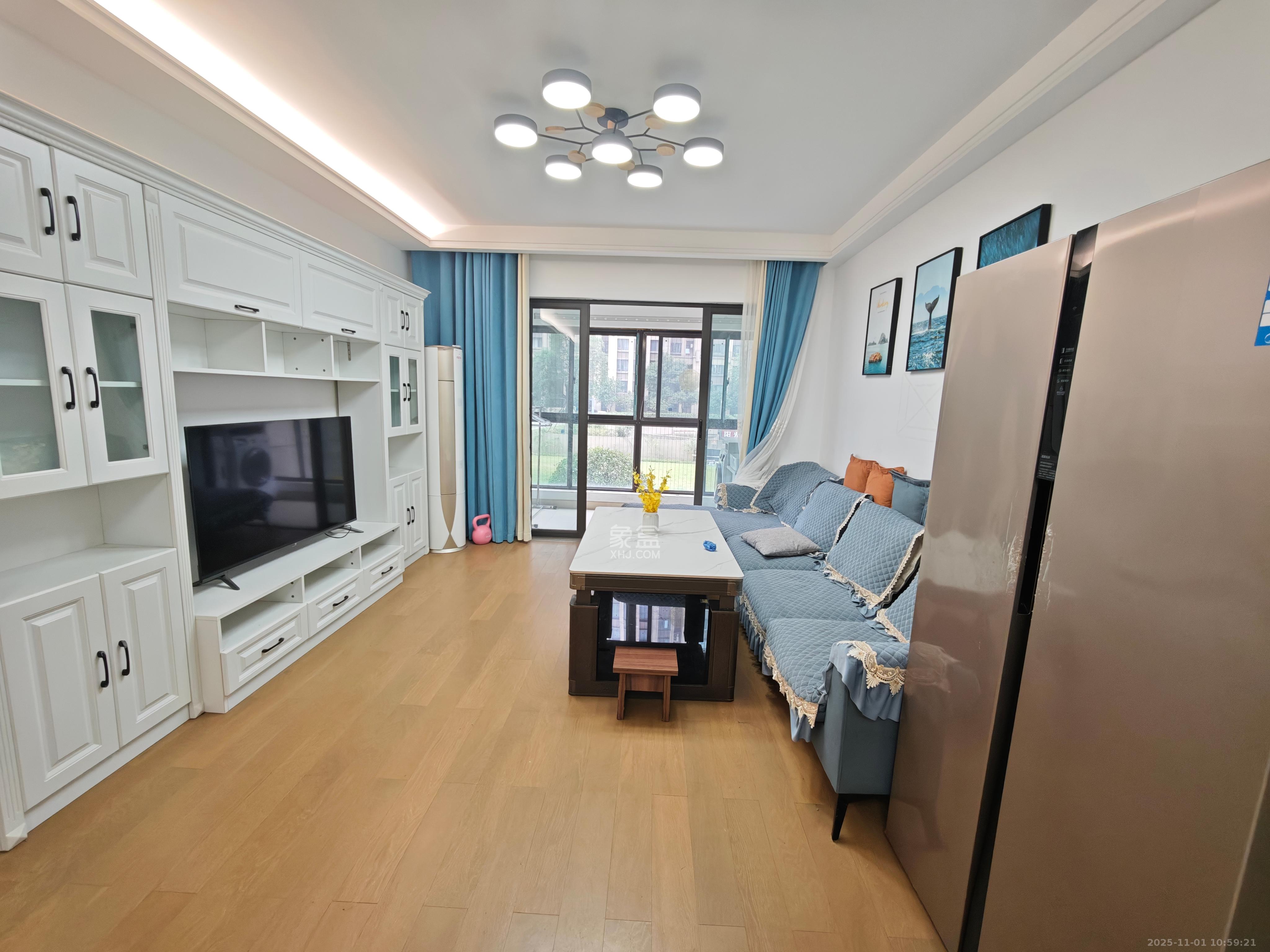 阳光城尚东湾青柠园  3室2厅2卫    3000.0元/月