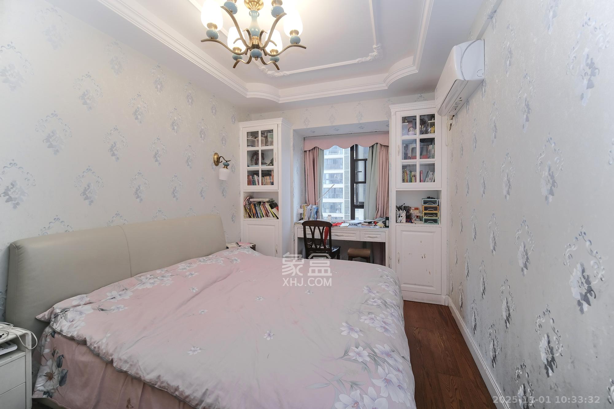 星雅美辰  3室2厅2卫    105.0万卧室