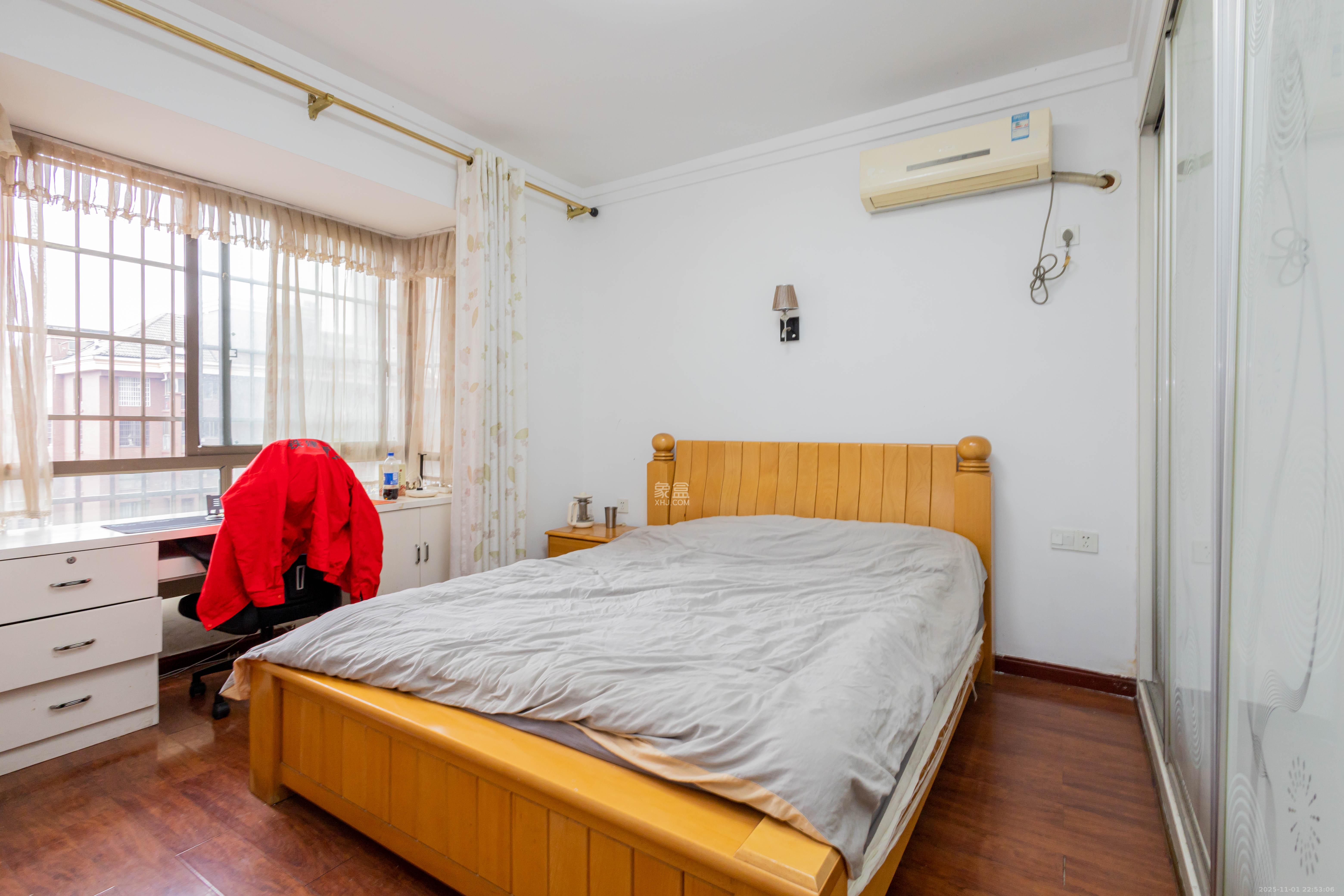 方略潇邦  3室2厅1卫    87.0万卧室