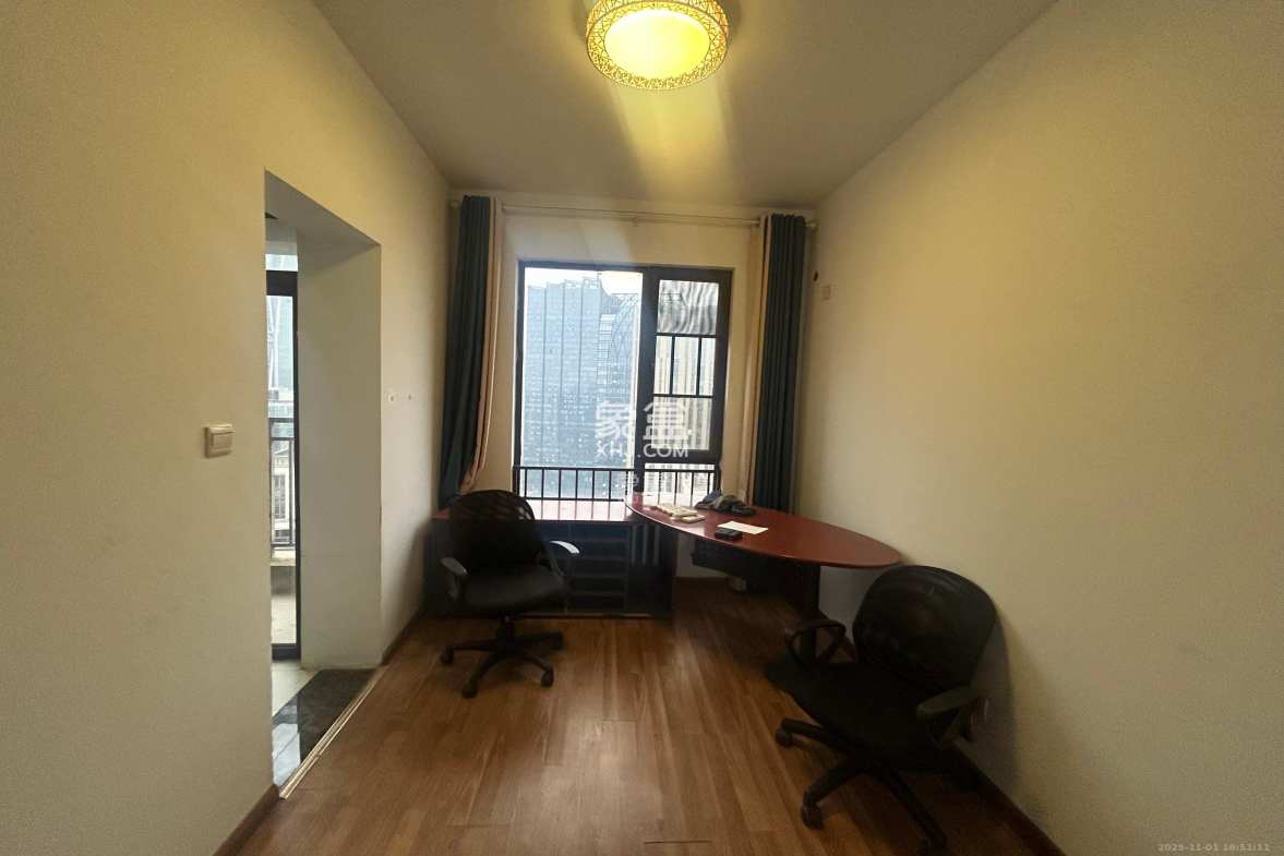 南山雍江汇(滨江国际新城) 4室2厅2卫 3800.0元/月 南山雍江汇(滨江国际新城) 4室2厅2卫 3800.0元/月室内图