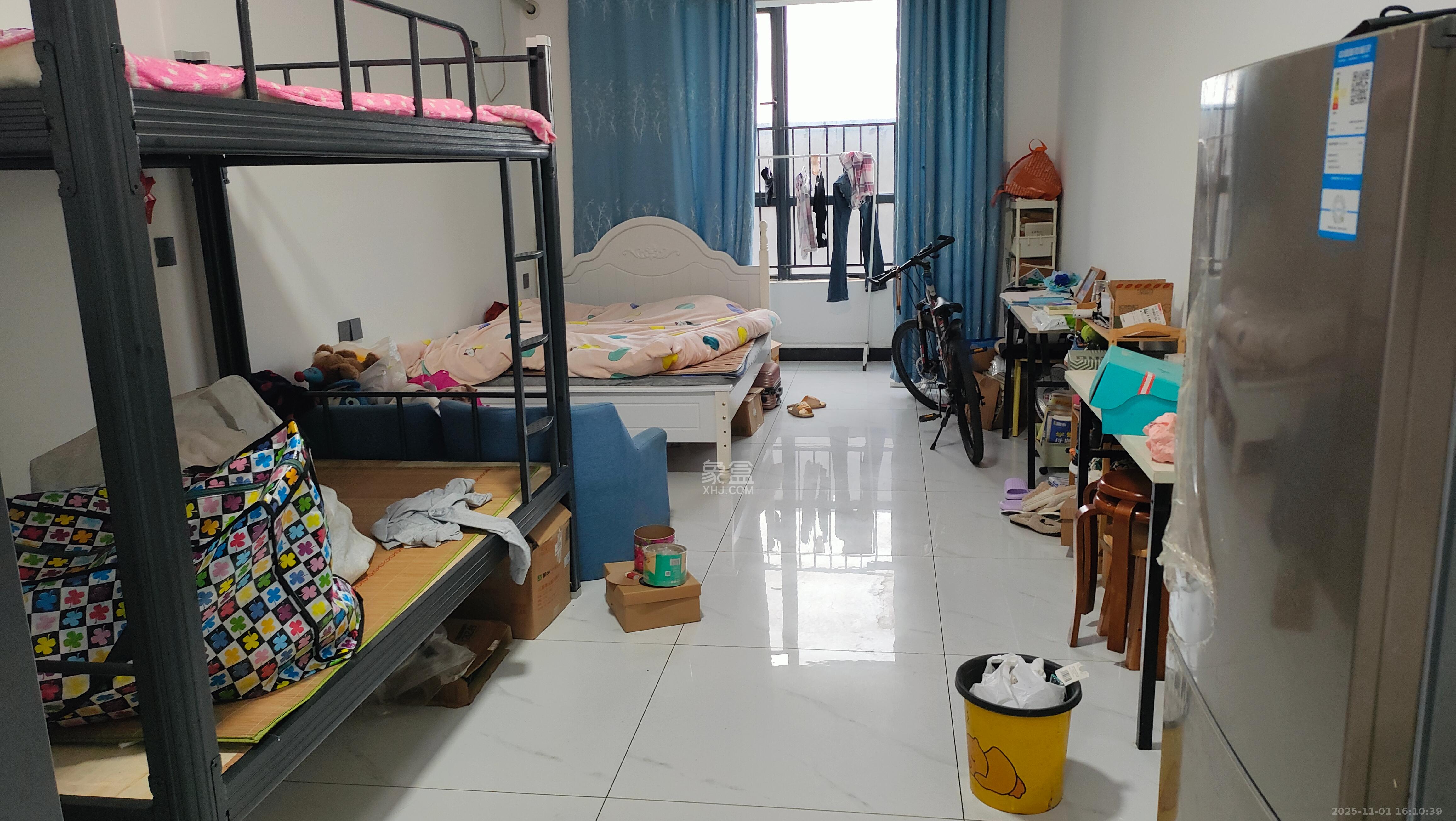 海伦春天  1室1厅1卫    1100.0元/月