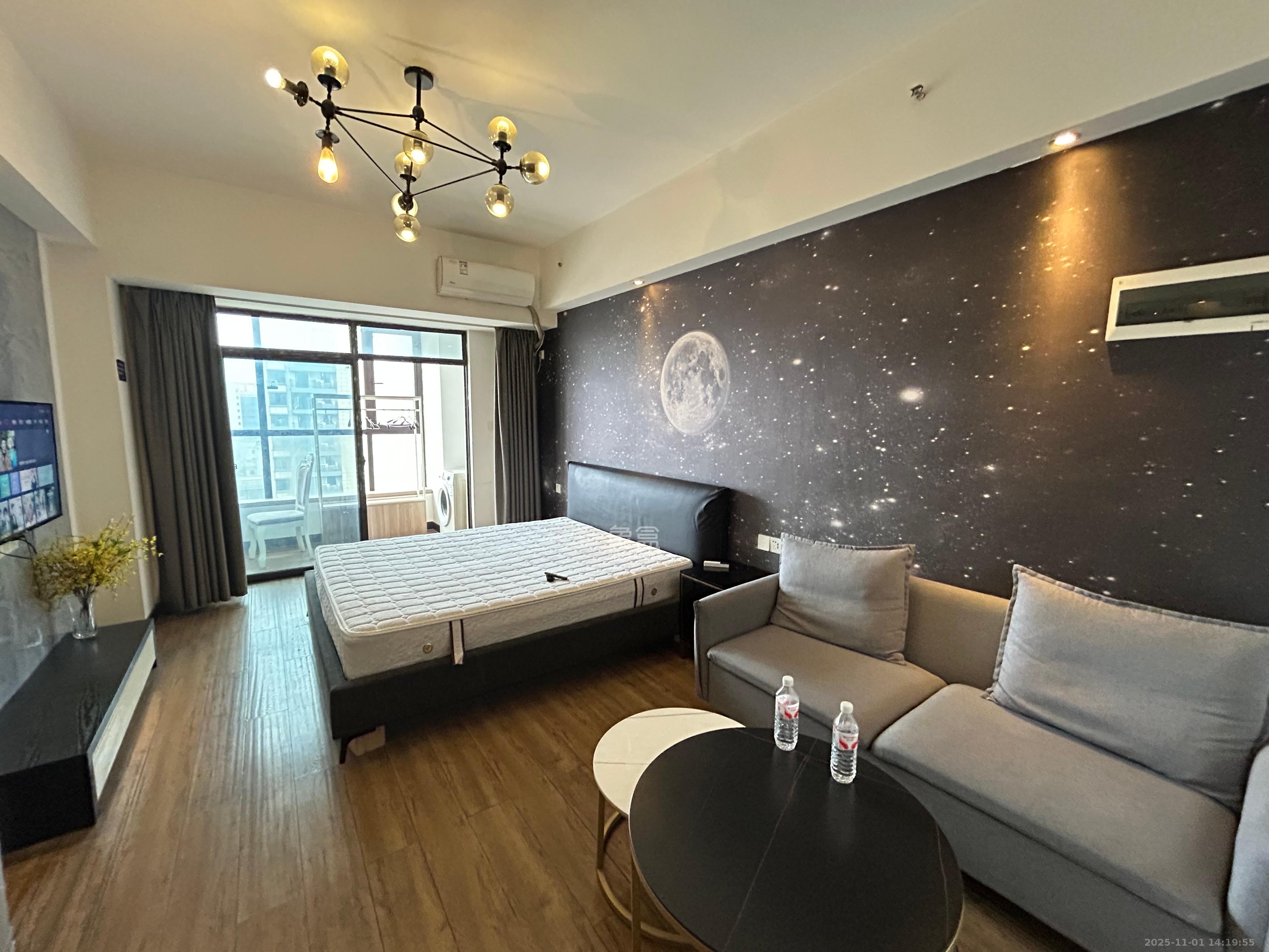 梅溪国际公寓（步步高新天地）  1室1厅1卫    1400.0元/月室内图