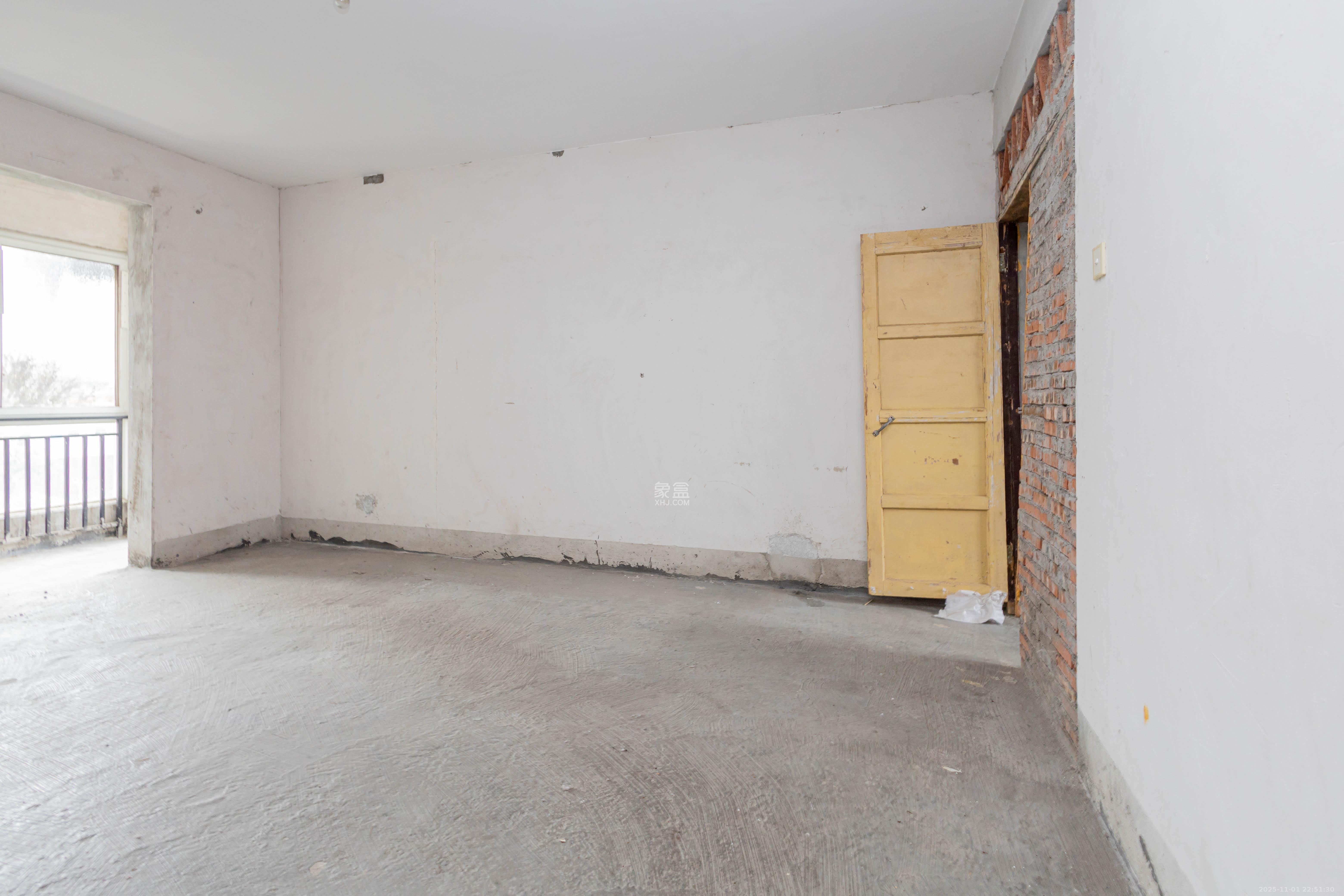 方略学府佳境  3室2厅2卫    48.0万卧室