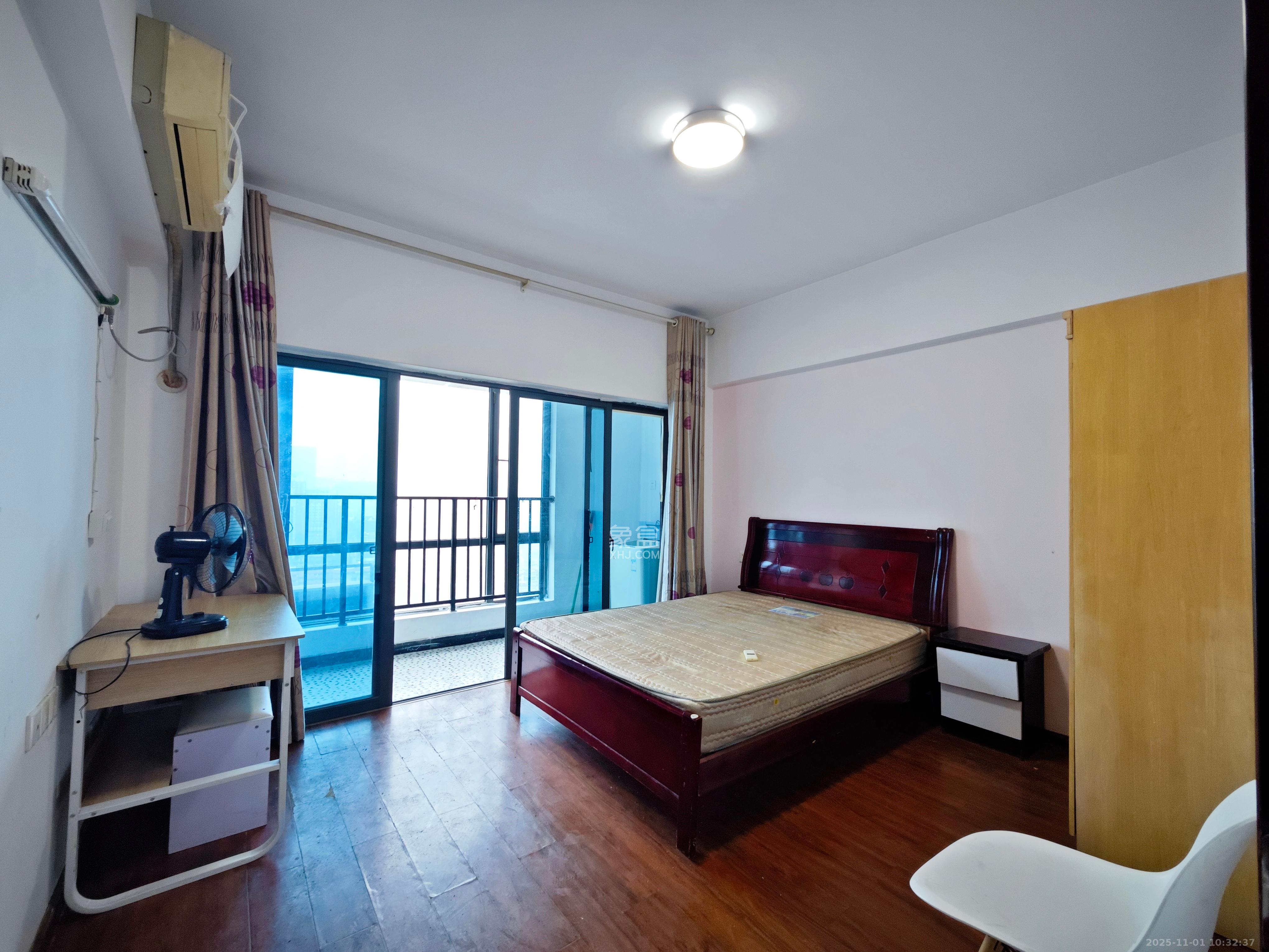 名富公寓  2室1厅1卫    2500.0元/月室内图