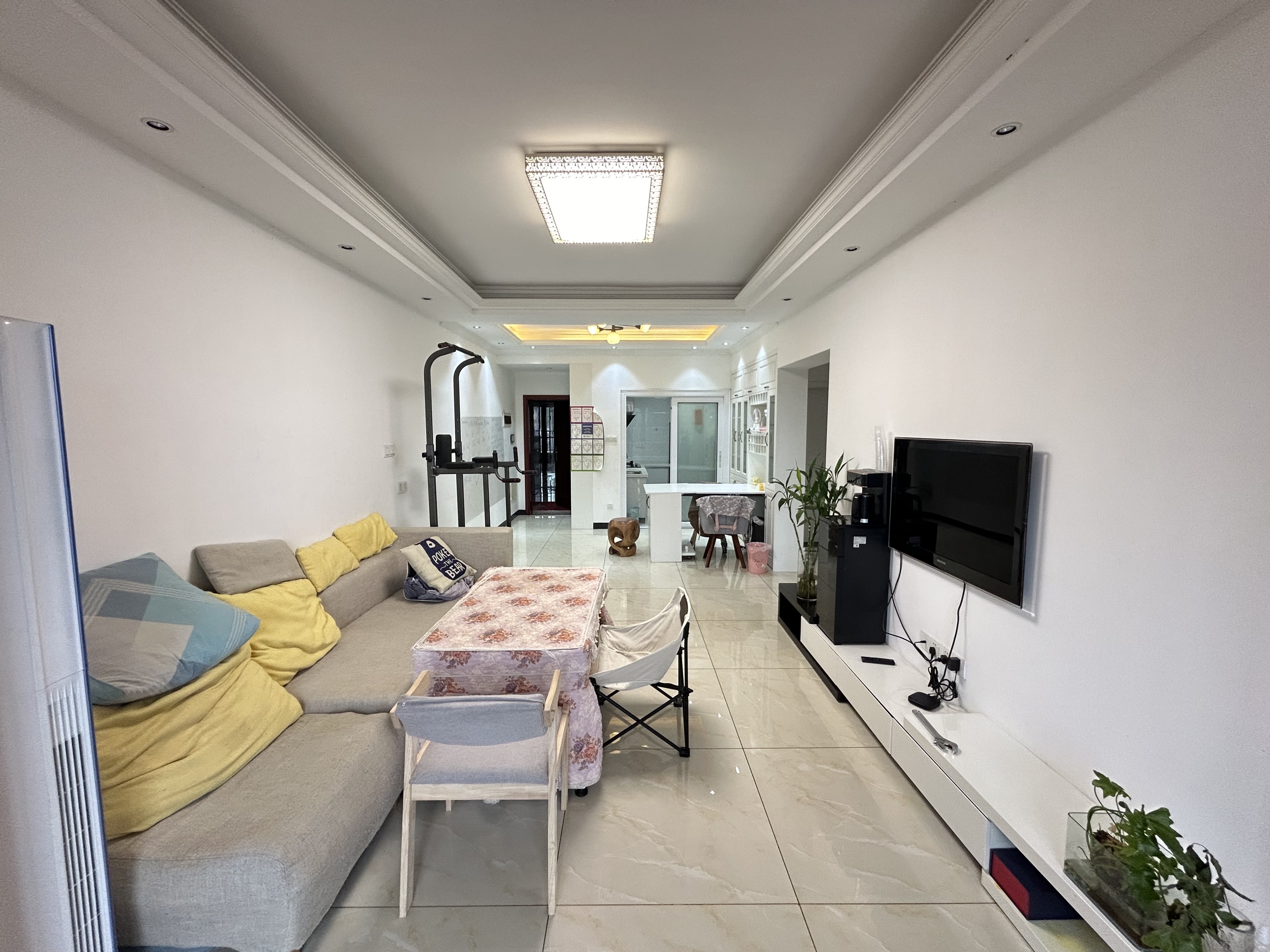 中天鹭鸶湾一期  1室0厅0卫    2000.0元/月室内图