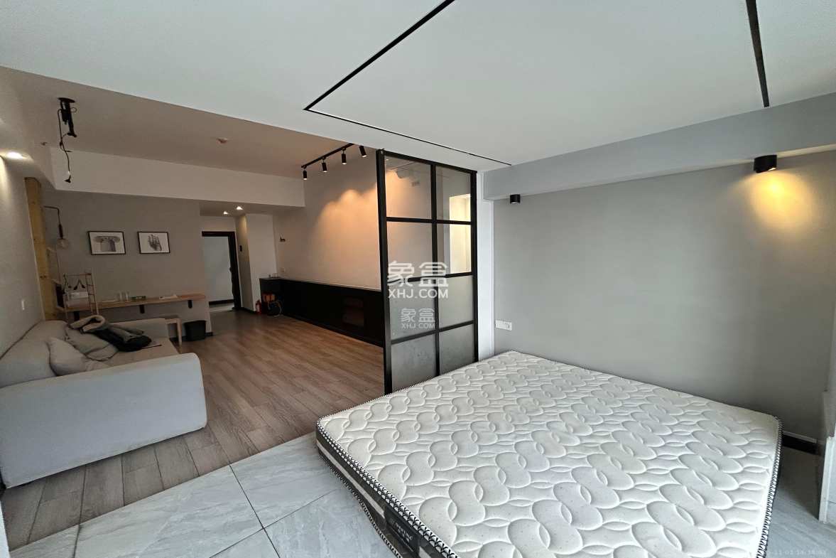 梅溪国际公寓(步步高新天地) 1室1厅1卫 1300.0元/月 梅溪国际公寓(步步高新天地) 1室1厅1卫 1300.0元/月室内图