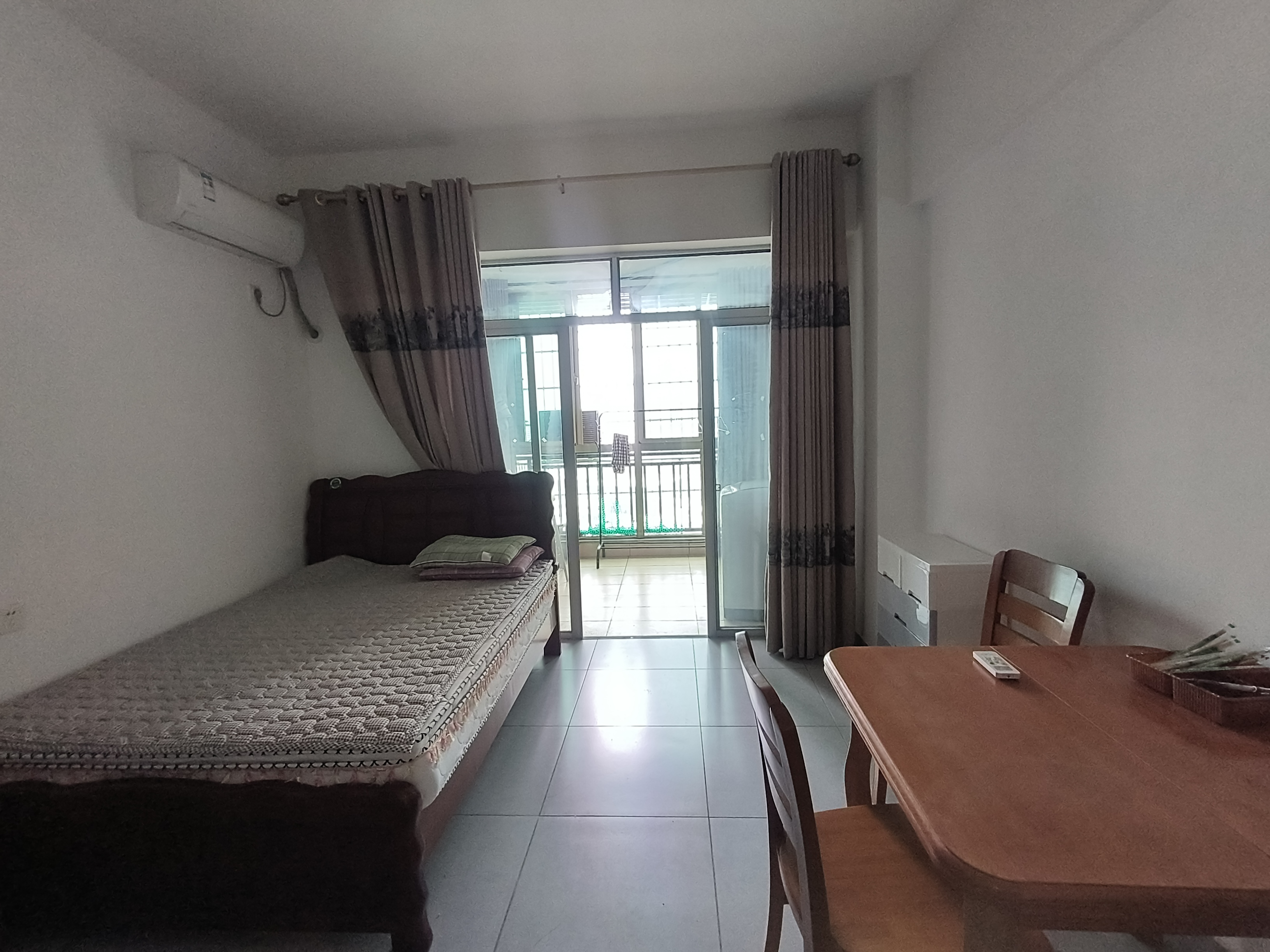 国公馆 1室0厅1卫 1500.0元/月 国公馆 1室0厅1卫 1500.0元/月室内图