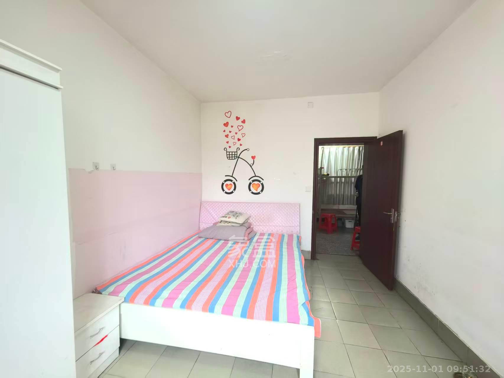 卫国街散盘  2室1厅1卫    1900.0元/月室内图