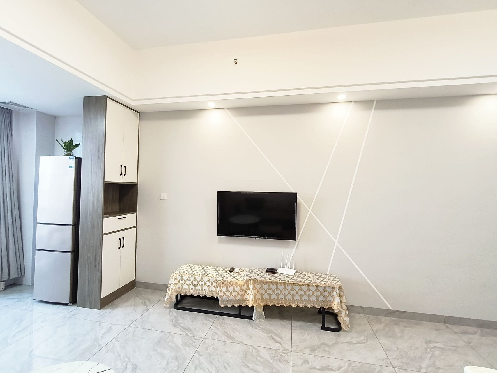 鑫天国际（鑫天偶遇）  1室1厅1卫    1500.0元/月室内图