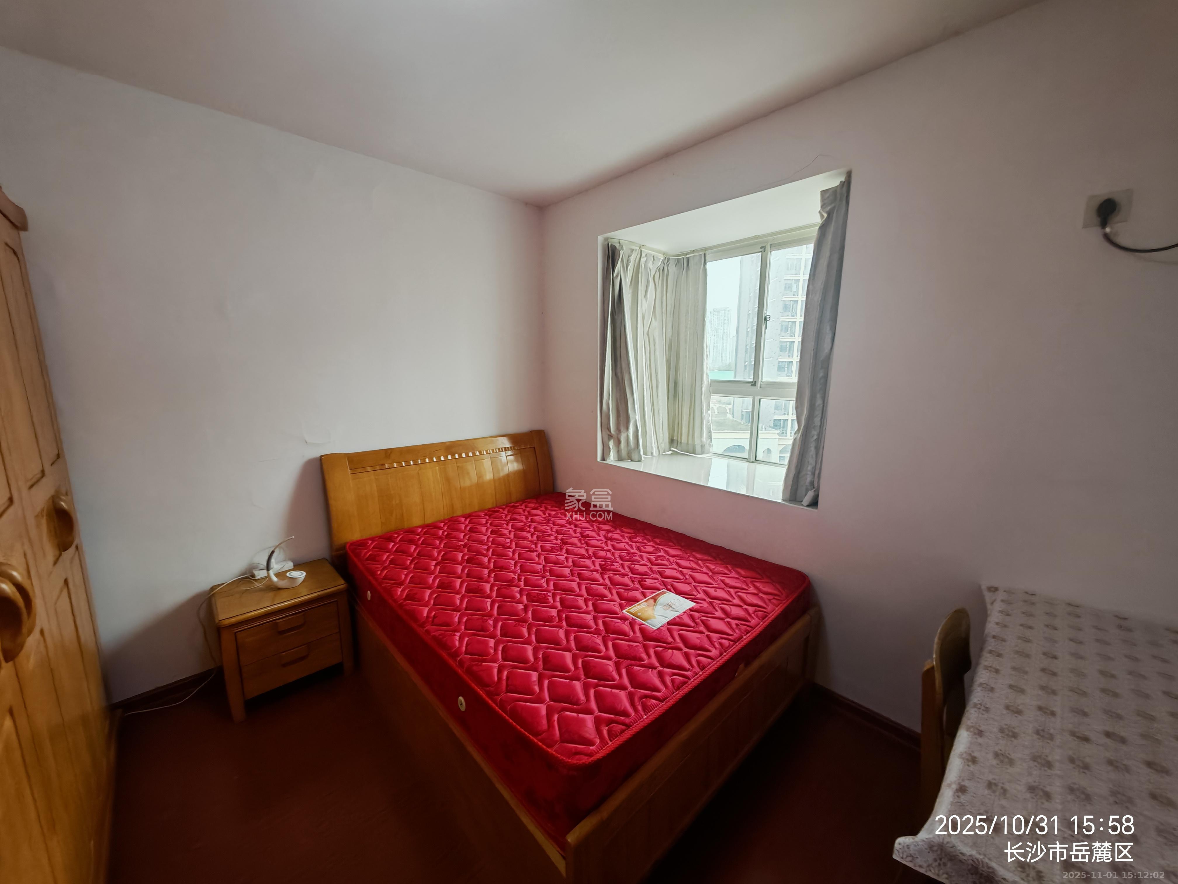 润芳园 1室1厅1卫 1600.0元/月 润芳园 1室1厅1卫 1600.0元/月室内图