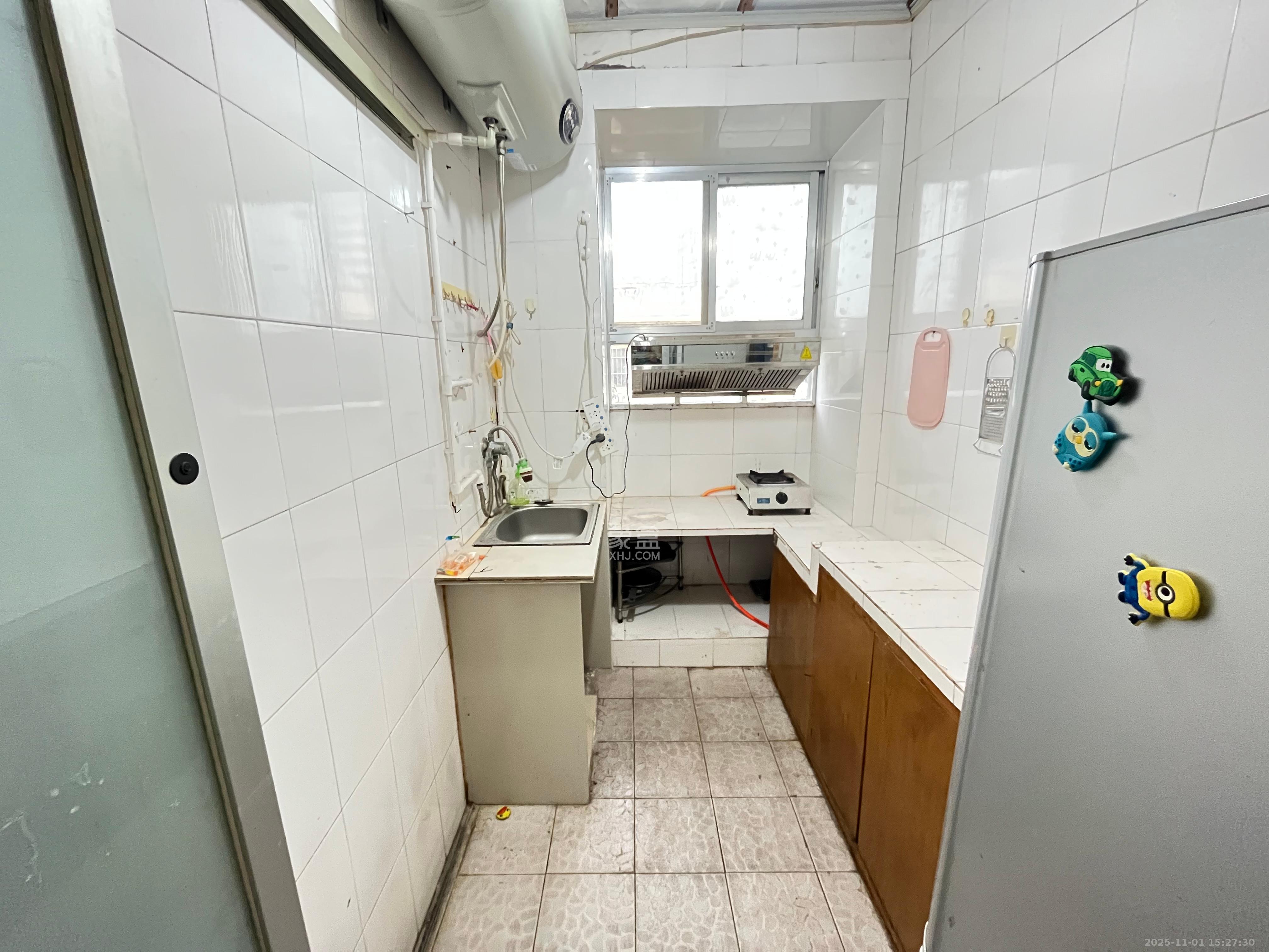 涂家冲社区(涂新小区、农商银行宿舍) 2室1厅1卫 1400.0元/月 涂家冲社区(涂新小区、农商银行宿舍) 2室1厅1卫 1400.0元/月室内图