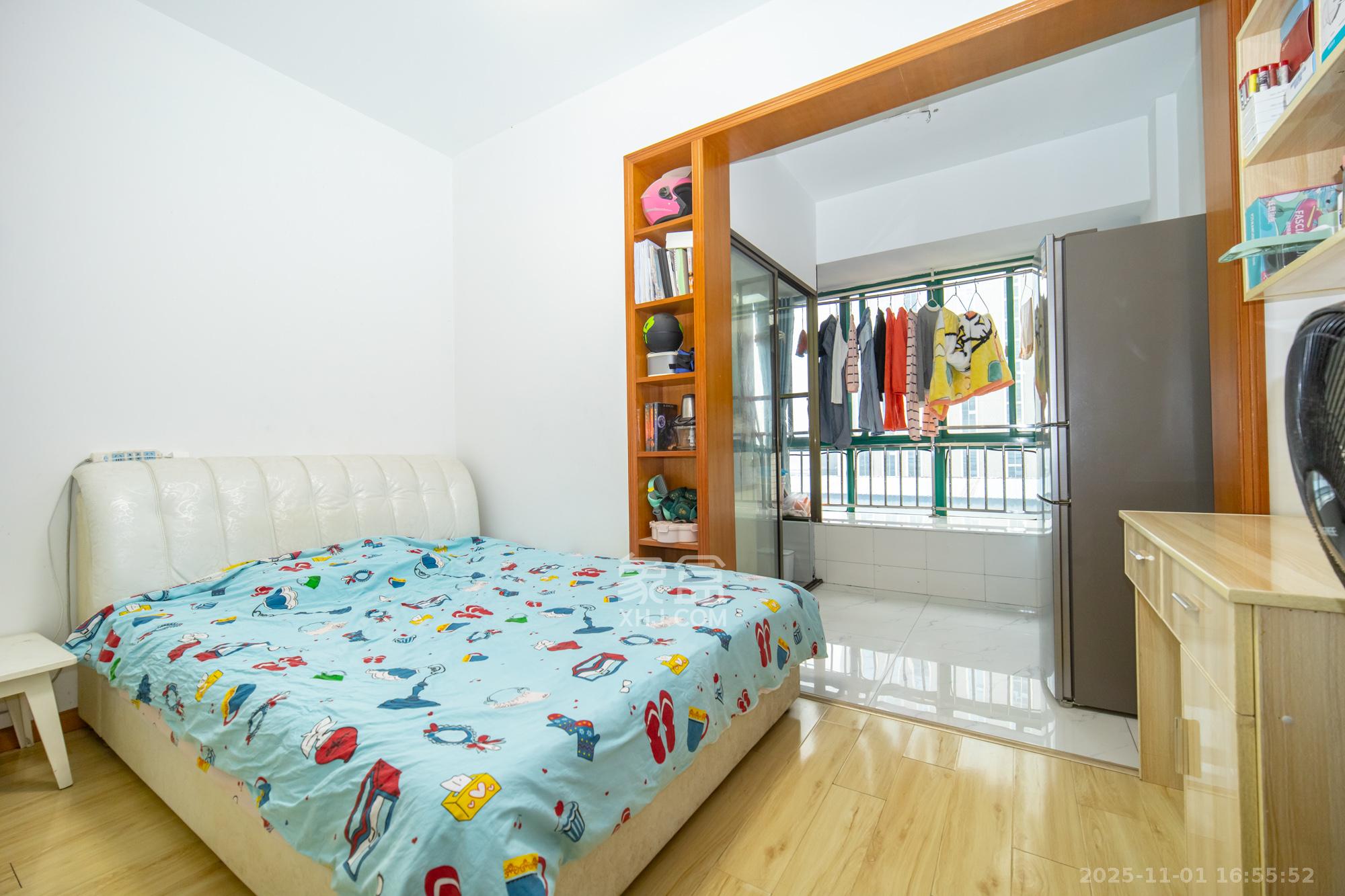 明城公寓  1室1厅1卫    20.8万 明城公寓  1室1厅1卫    20.8万卧室