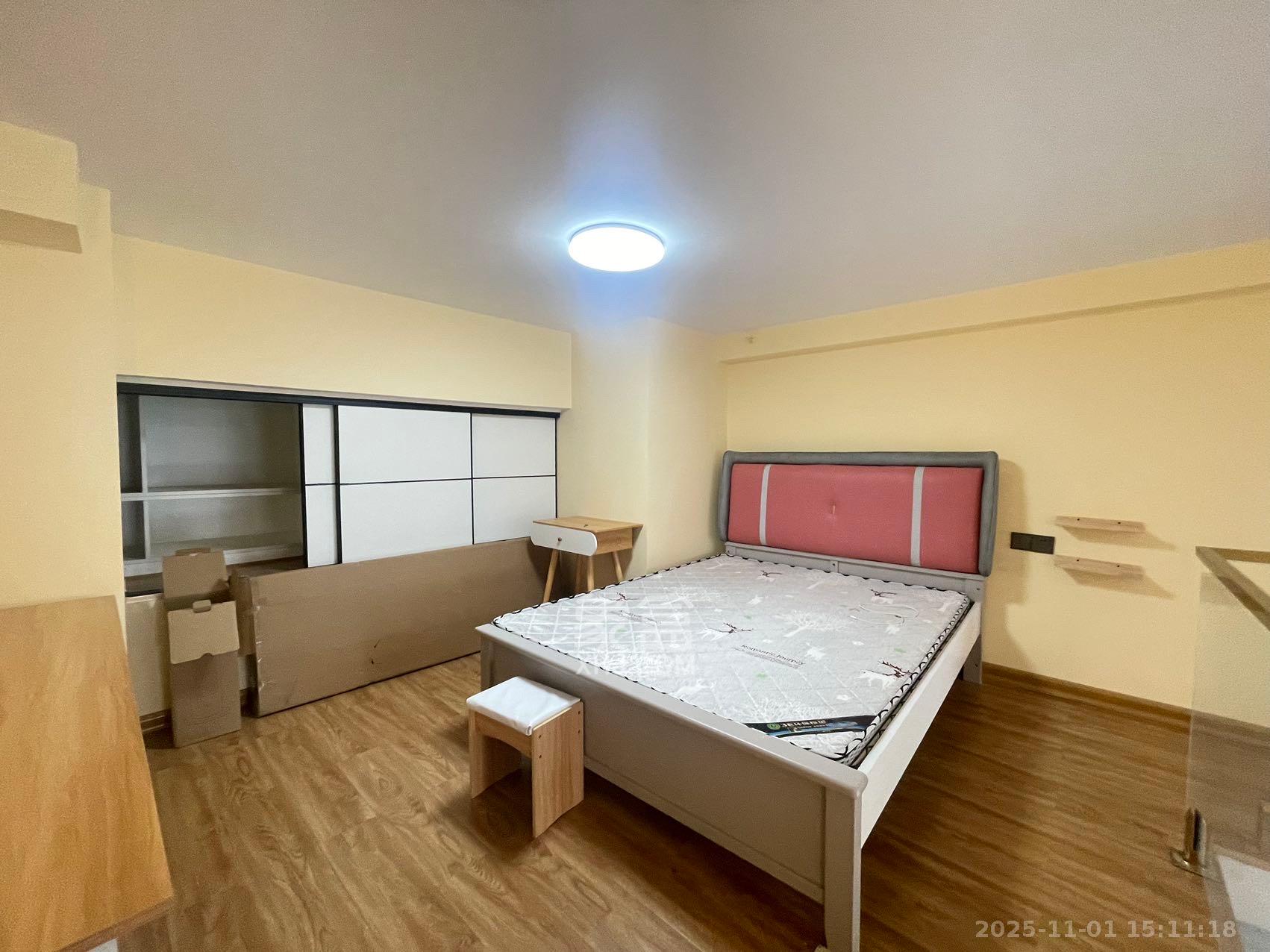 藏珑湖上公馆  2室1厅1卫    2600.0元/月室内图