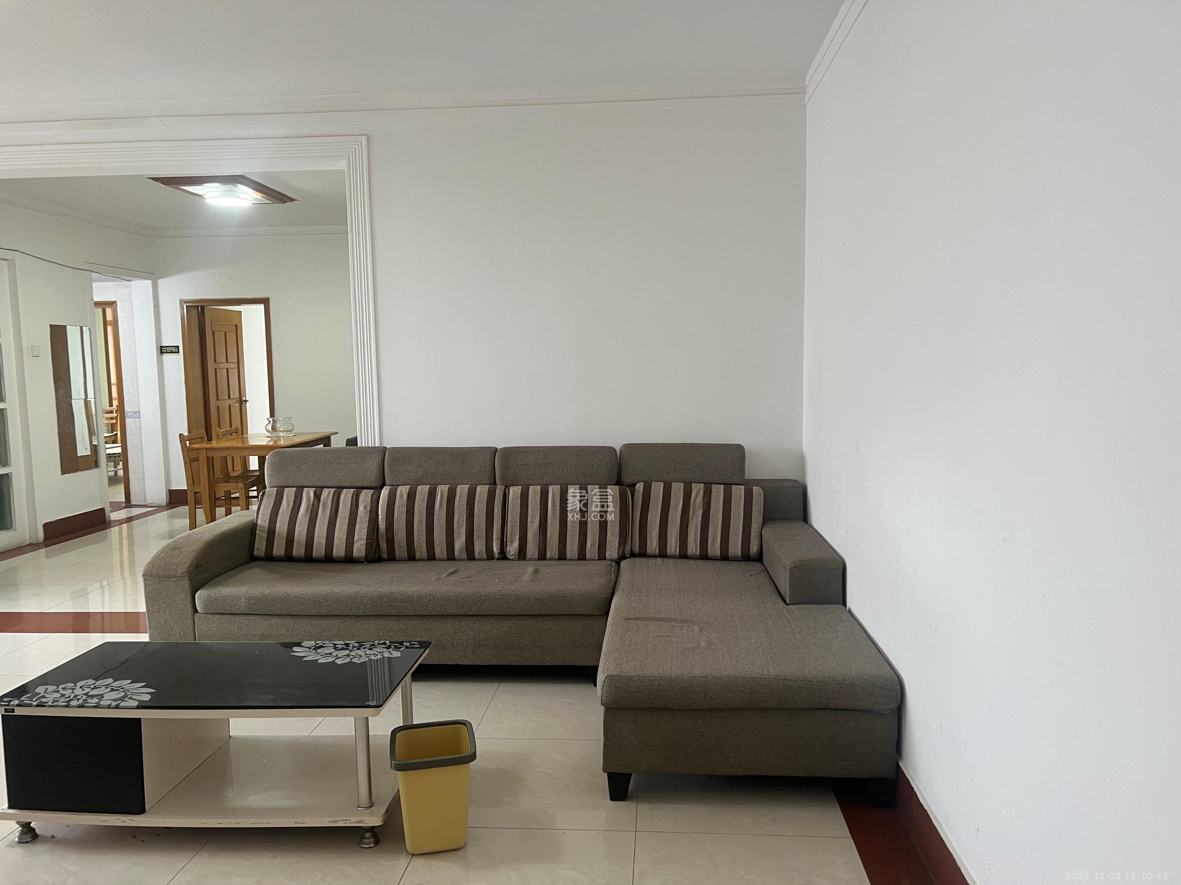 建行芙蓉支行宿舍 3室2厅2卫 3000.0元/月 建行芙蓉支行宿舍 3室2厅2卫 3000.0元/月室内图