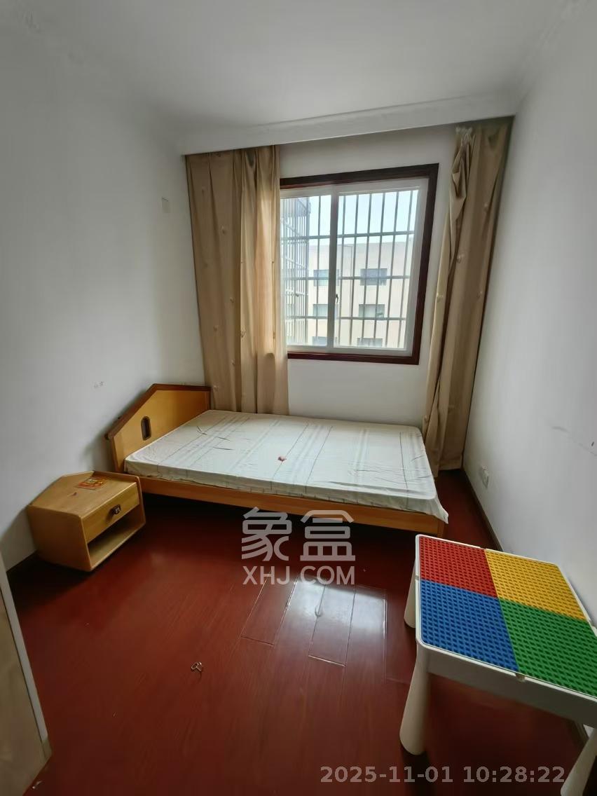 麓谷锦和园  3室2厅1卫    2200.0元/月室内图