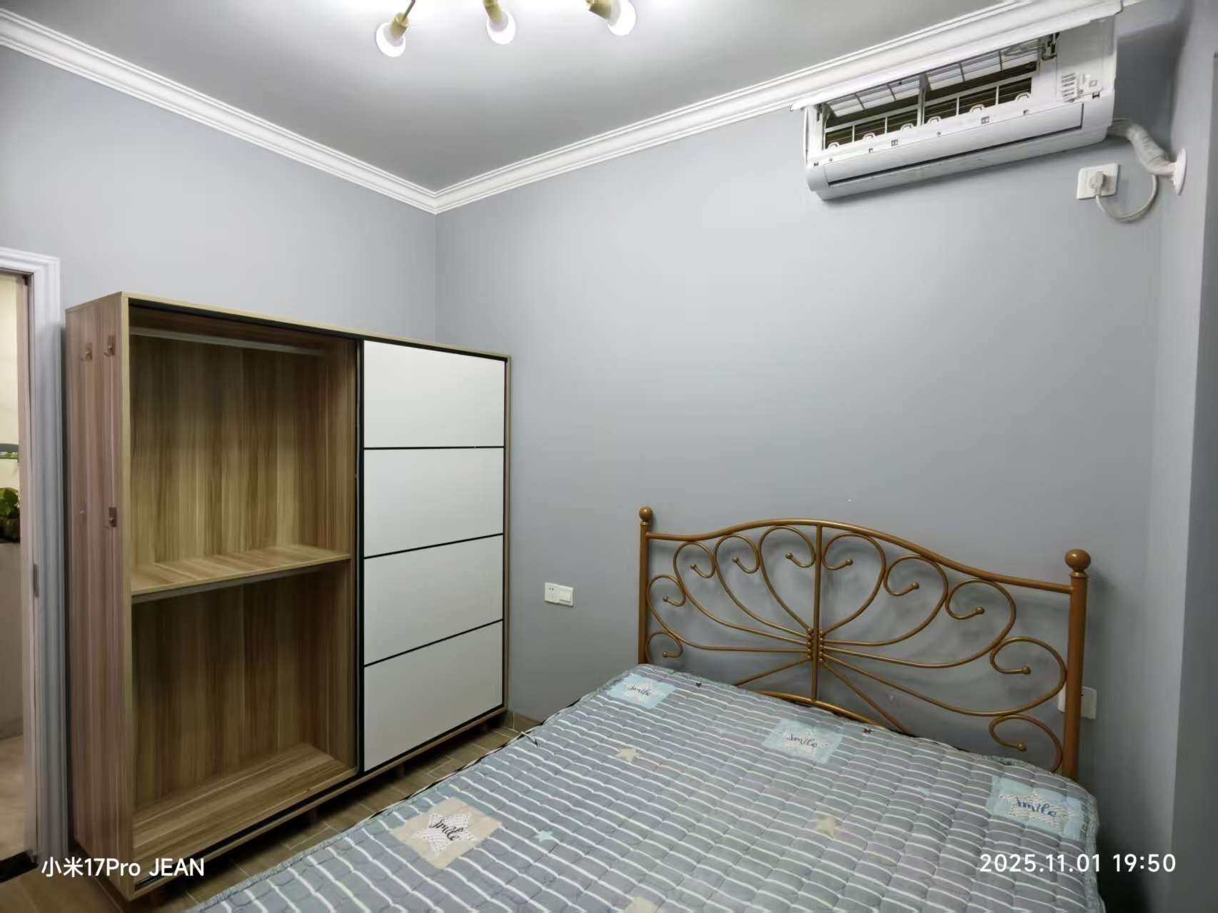 四季华庭-阳光华府  3室2厅1卫    3300.0元/月室内图