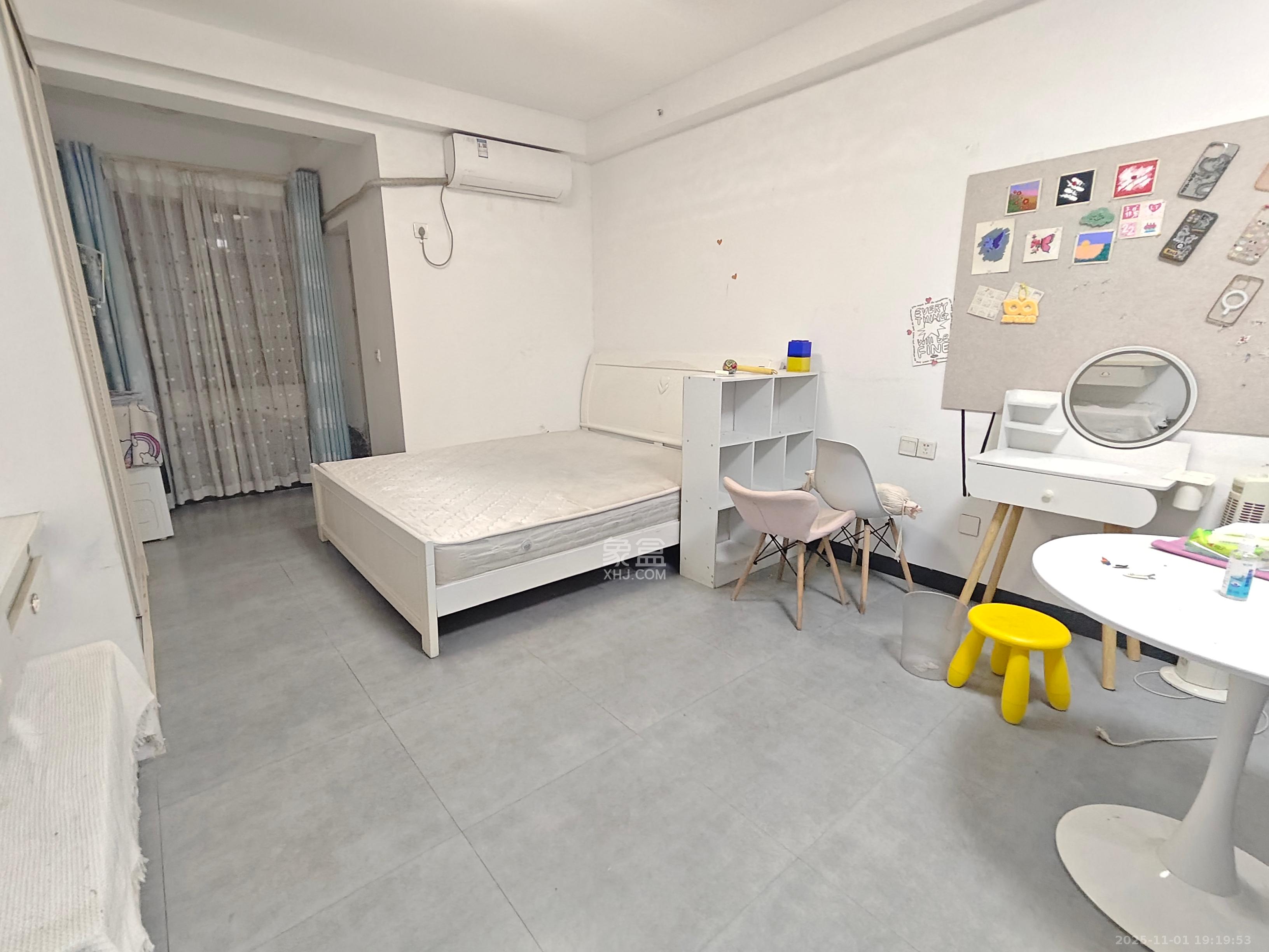 西子湖畔沃府 1室1厅1卫 1600.0元/月 西子湖畔沃府 1室1厅1卫 1600.0元/月室内图