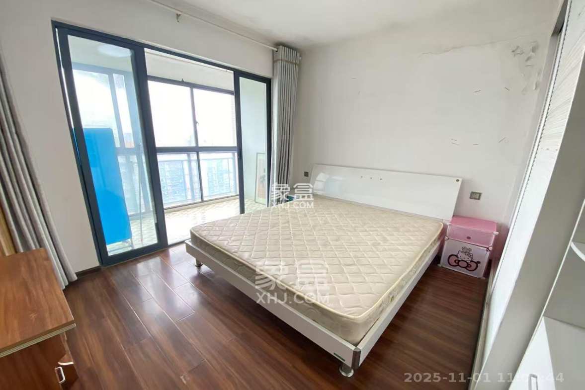 钱隆首府(福晟御园) 3室1厅1卫 3100.0元/月 钱隆首府(福晟御园) 3室1厅1卫 3100.0元/月室内图