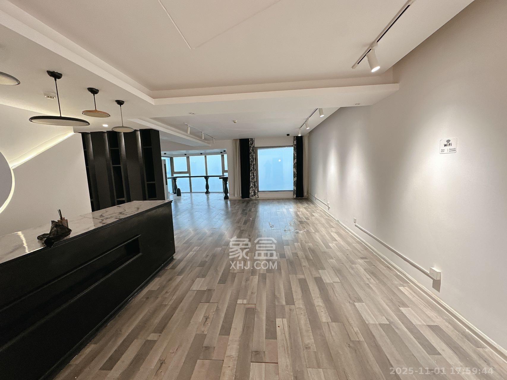 潮宗御苑 3室2厅1卫 5500.0元/月 潮宗御苑 3室2厅1卫 5500.0元/月室内图