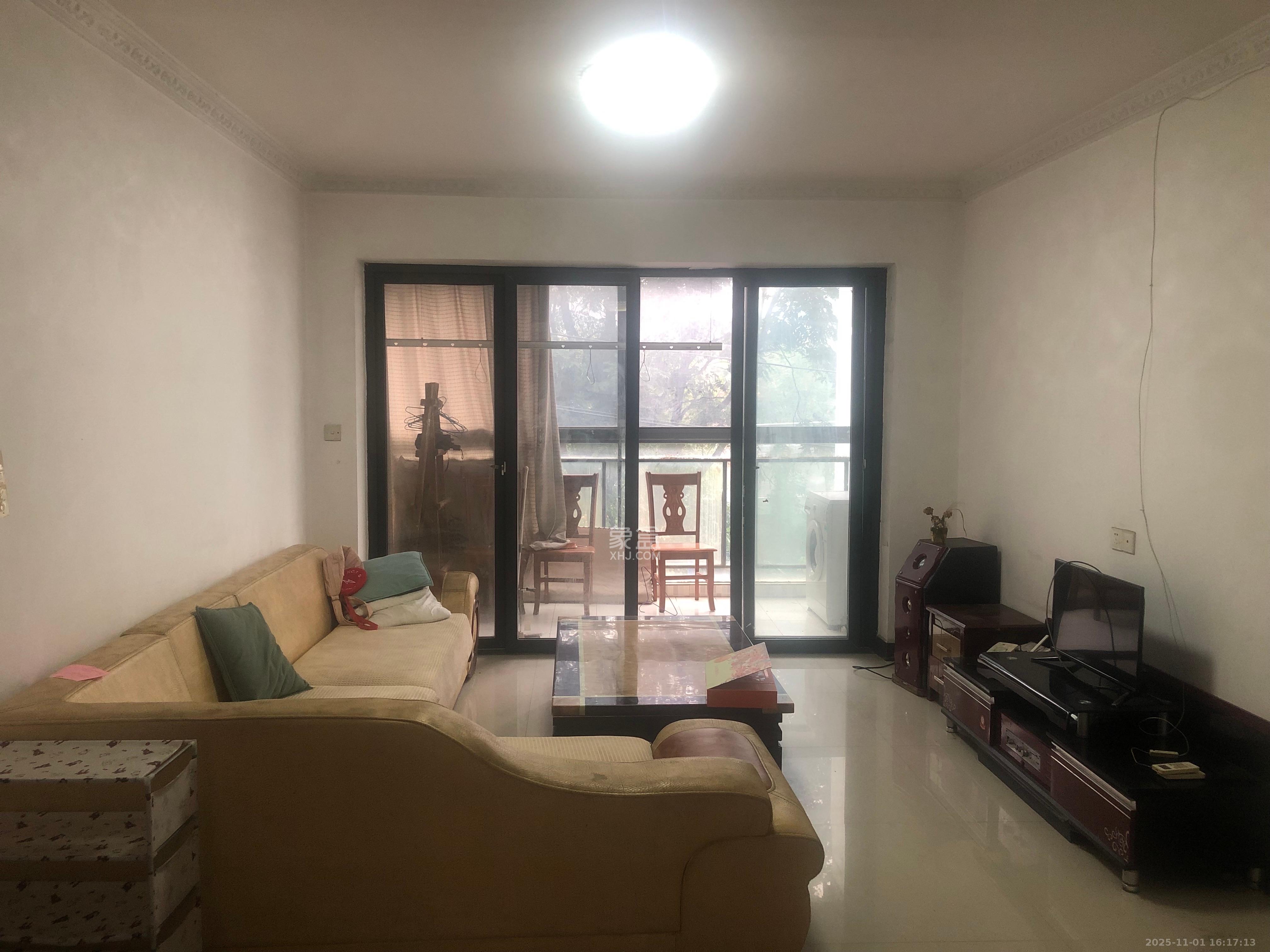 嘉宇盛世华章  2室2厅1卫    2300.0元/月