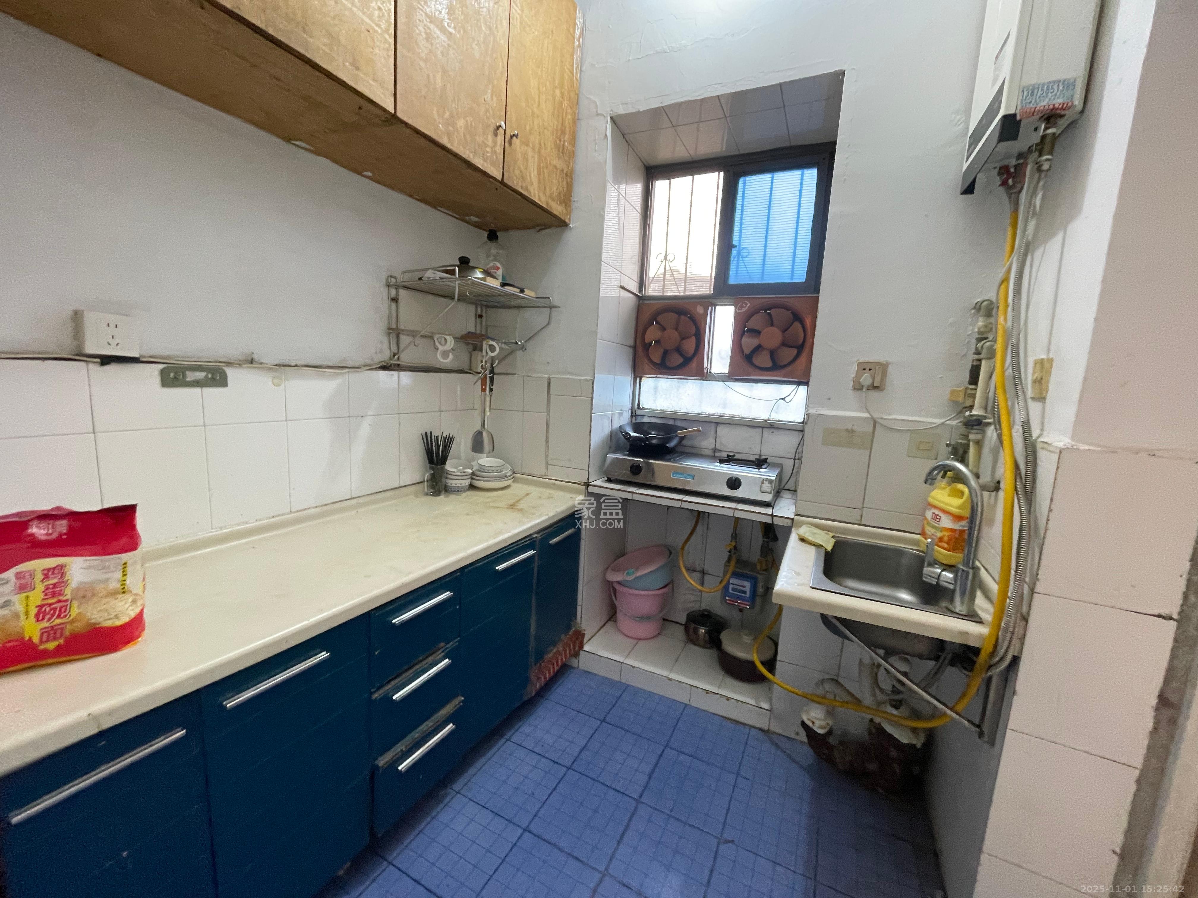 阿弥岭一二片  2室1厅1卫    1100.0元/月室内图