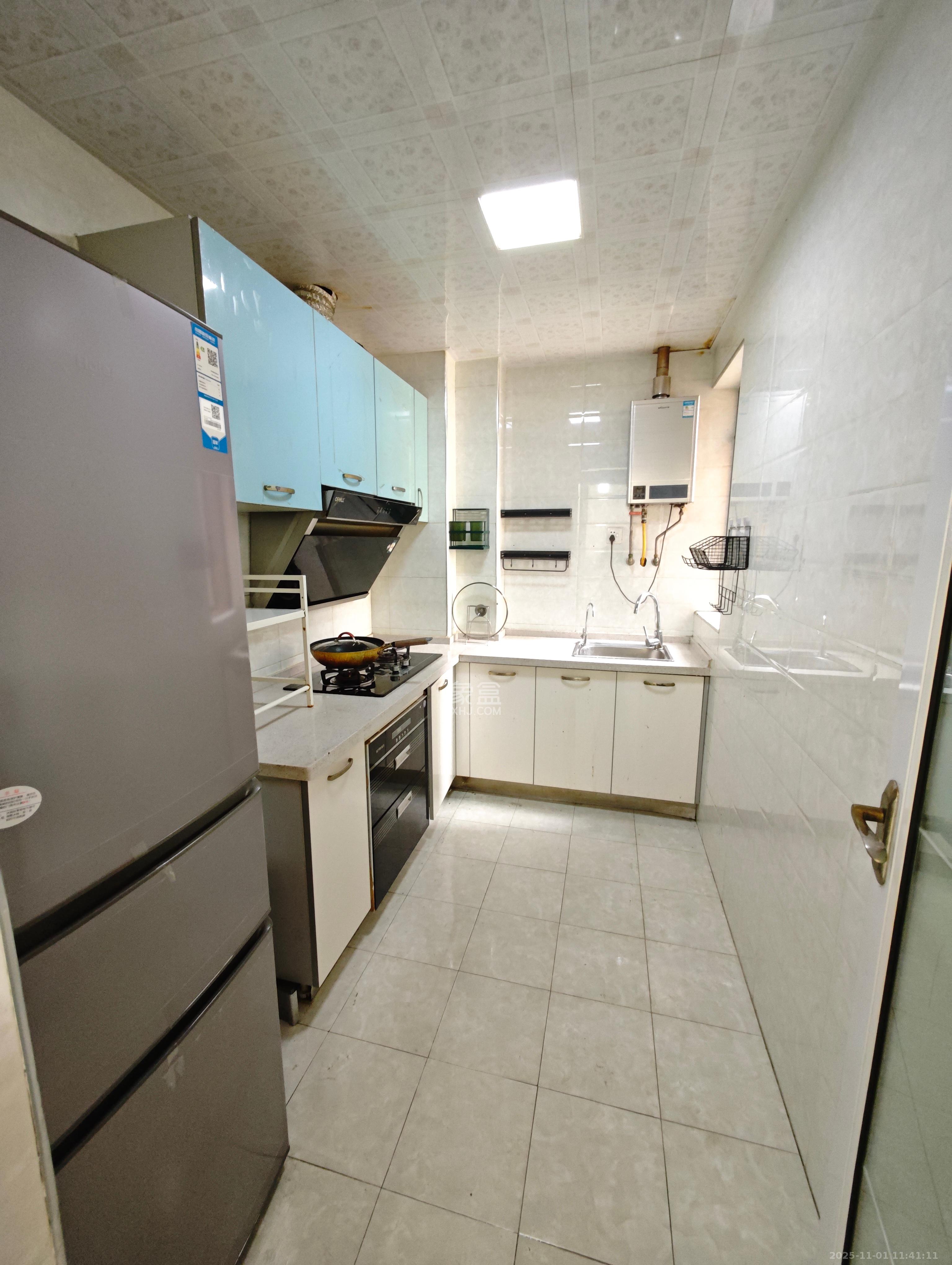 中国铁建国际城二期  2室2厅1卫    1600.0元/月 中国铁建国际城二期  2室2厅1卫    1600.0元/月室内图