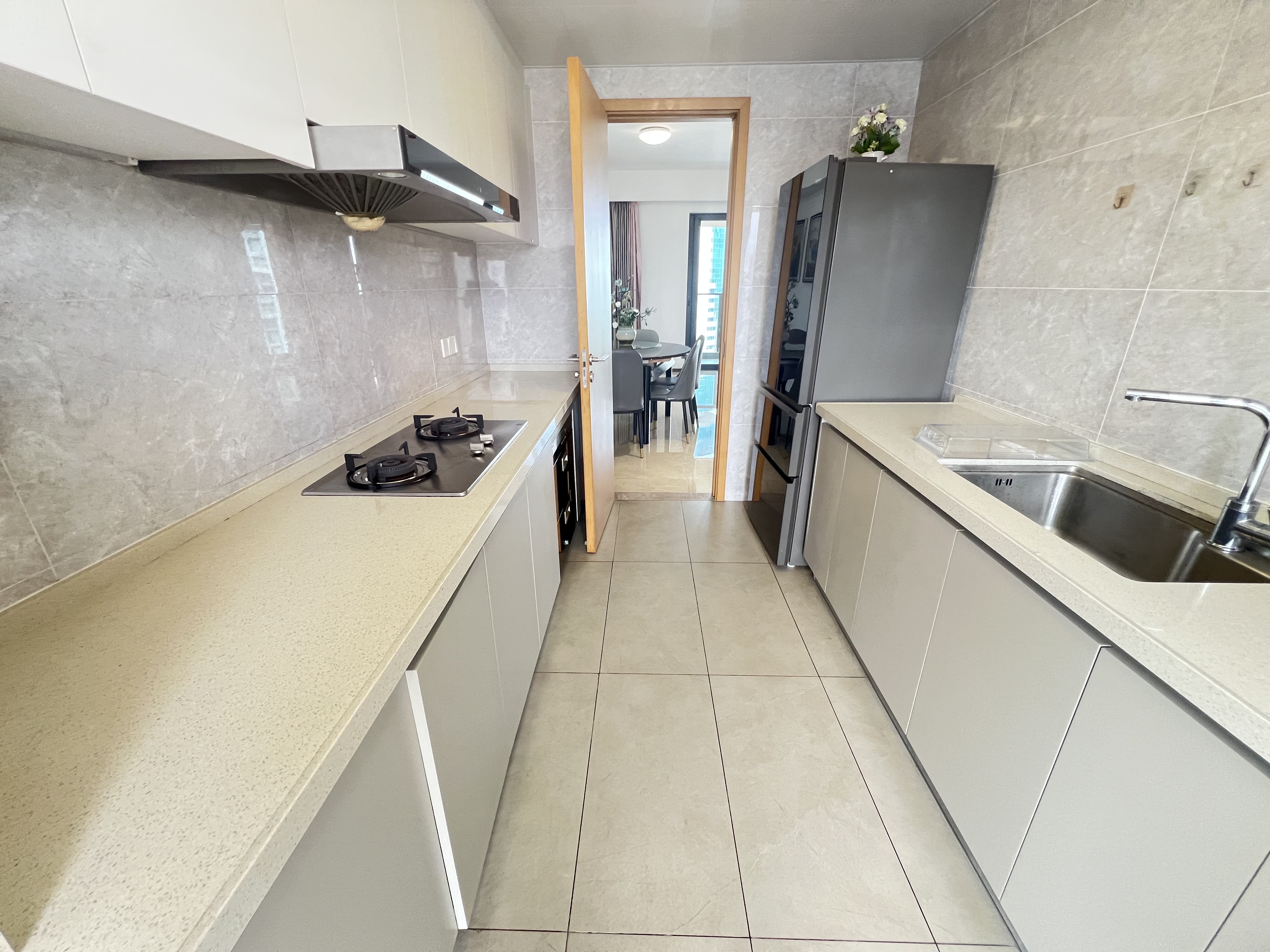 华润中心二期东悦府  4室2厅2卫    10000.0元/月室内图