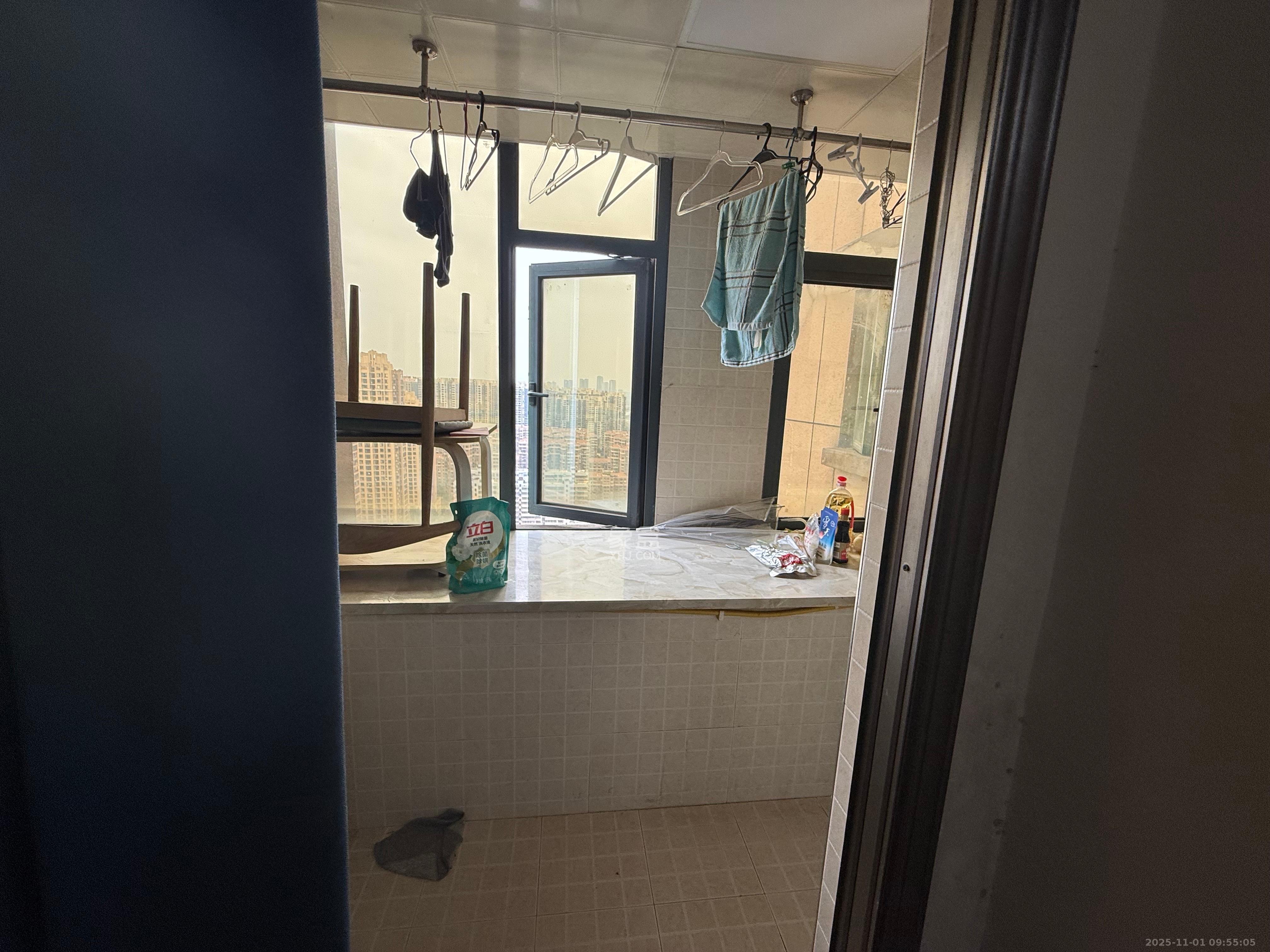 爱都（IDO）  1室1厅1卫    1400.0元/月室内图