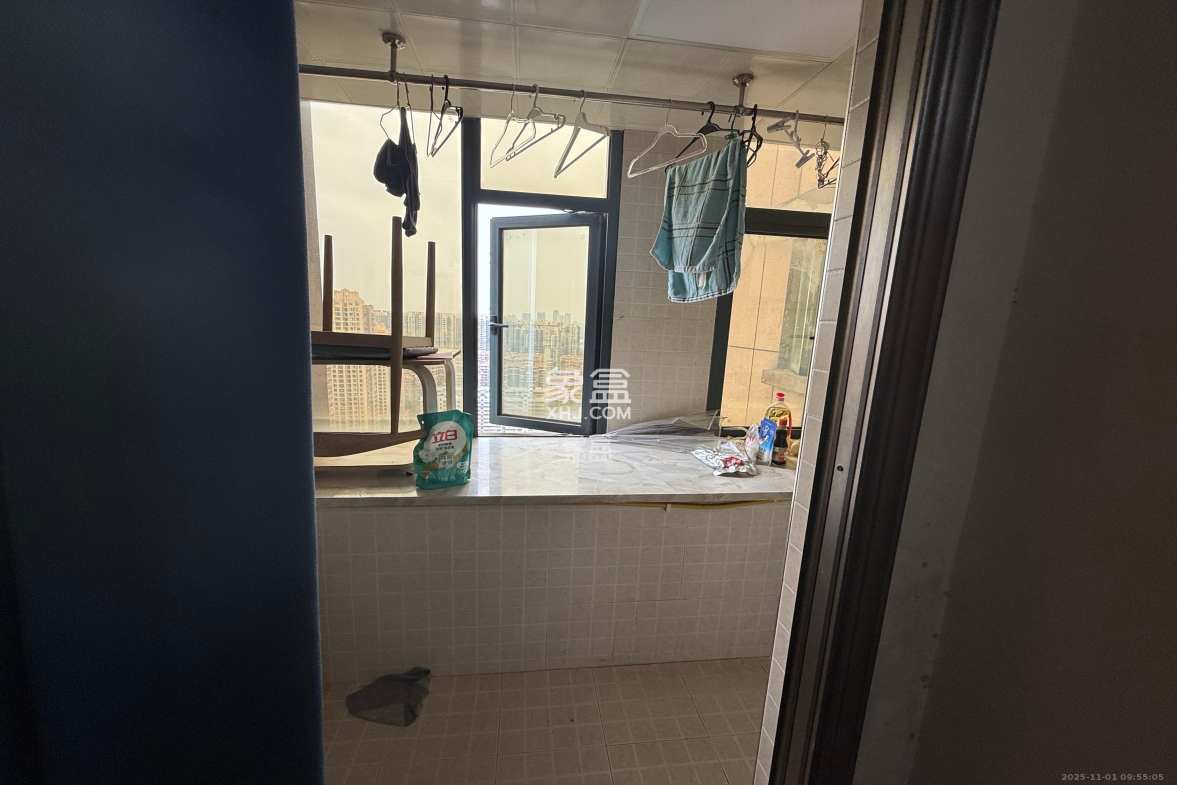 爱都(IDO) 1室1厅1卫 1400.0元/月 爱都(IDO) 1室1厅1卫 1400.0元/月室内图