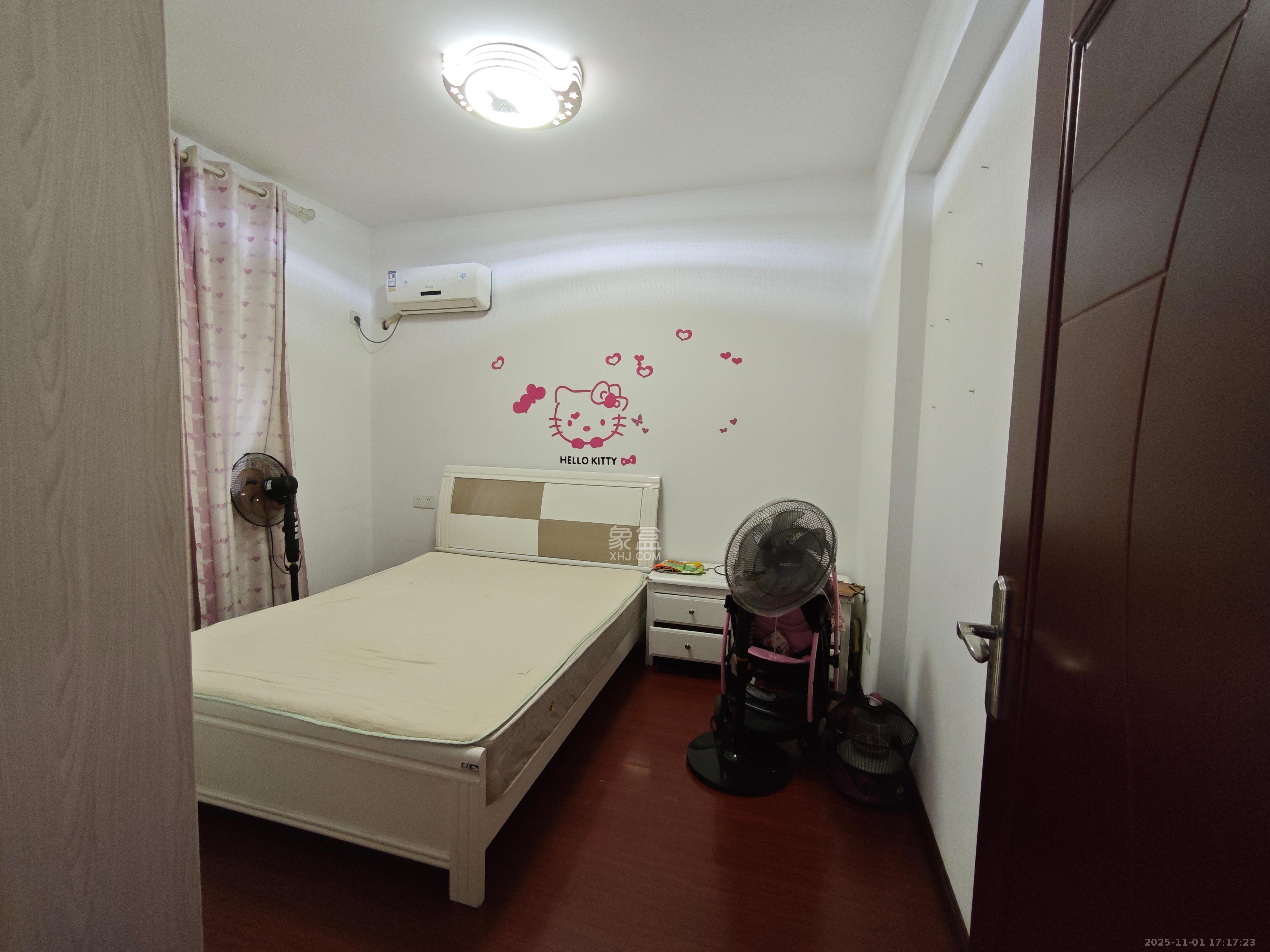 锑都家园  2室2厅1卫    1600.0元/月室内图