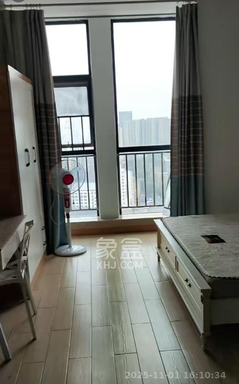 新世界广场  1室0厅1卫    1500.0元/月室内图