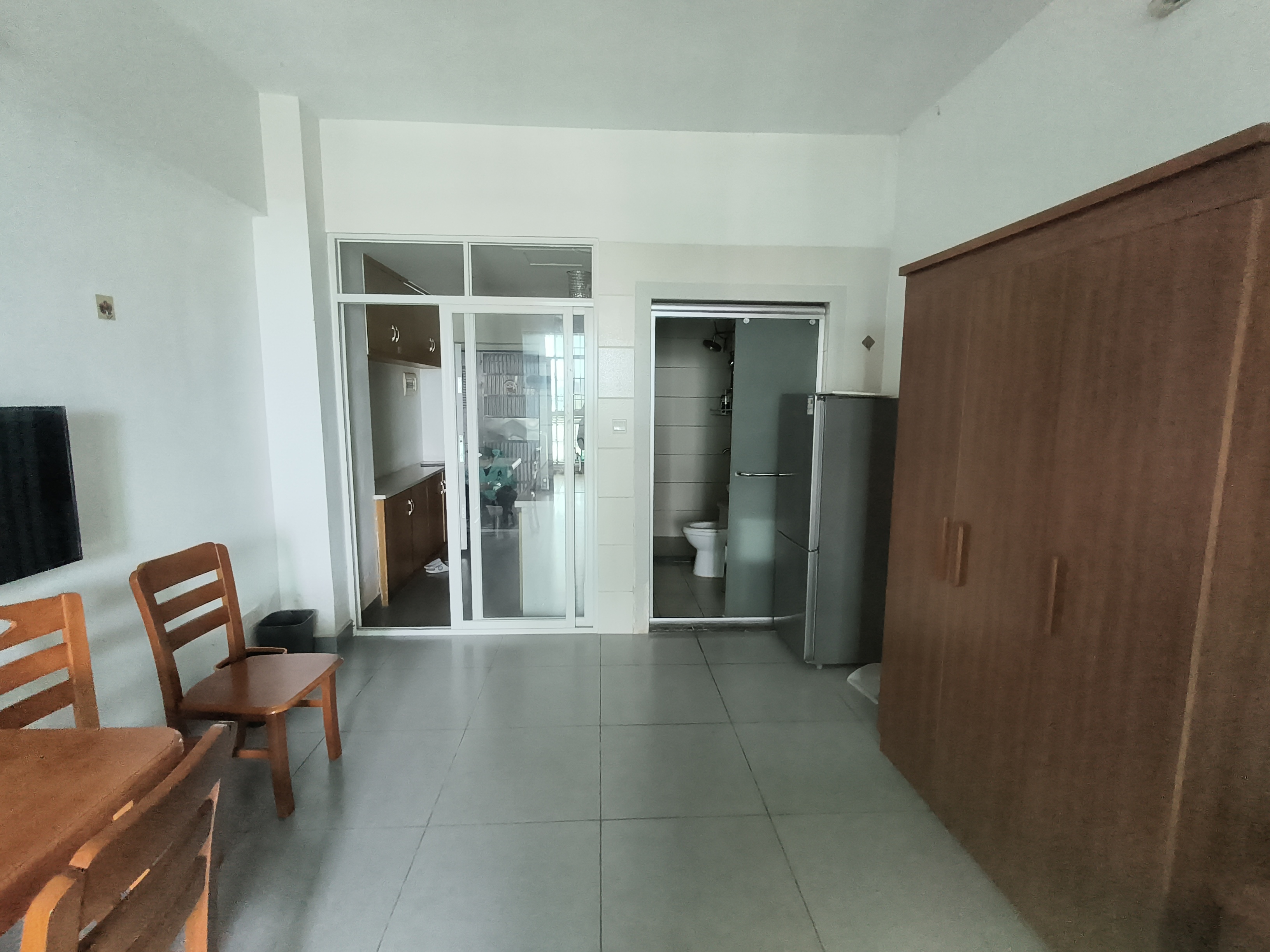 国公馆 1室0厅1卫 1500.0元/月 国公馆 1室0厅1卫 1500.0元/月室内图