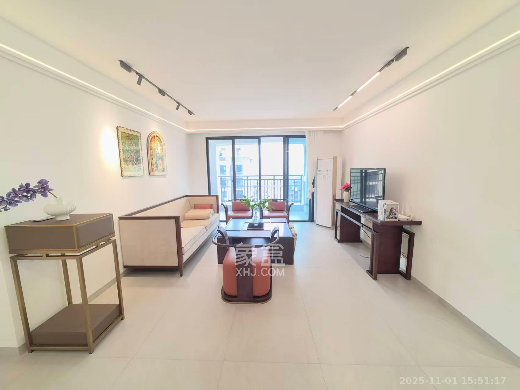 荣盛城  3室2厅2卫    3200.0元/月 荣盛城  3室2厅2卫    3200.0元/月室内图