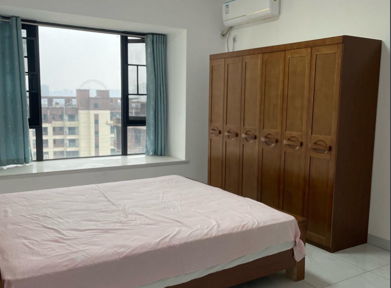 酃湖书院  3室2厅2卫    2300.0元/月 酃湖书院  3室2厅2卫    2300.0元/月室内图