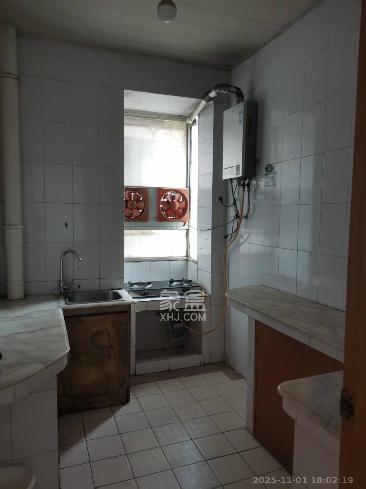 三湘小区  2室2厅1卫    1500.0元/月室内图