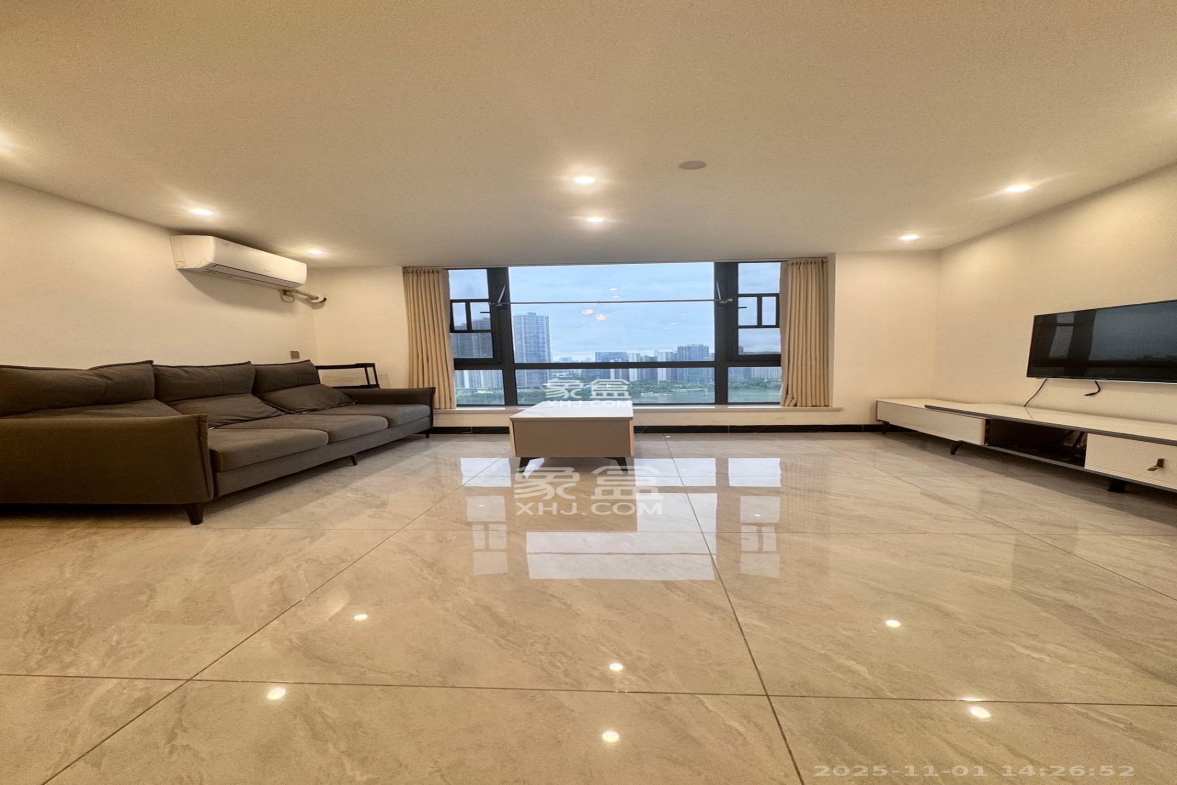 藏珑湖上公馆 2室1厅1卫 2700.0元/月 藏珑湖上公馆 2室1厅1卫 2700.0元/月室内图