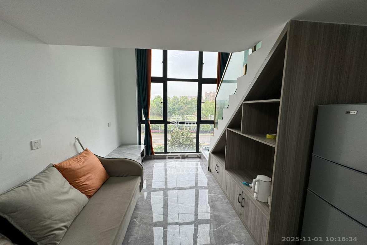 新长海D1站 1室1厅1卫 1100.0元/月 新长海D1站 1室1厅1卫 1100.0元/月室内图