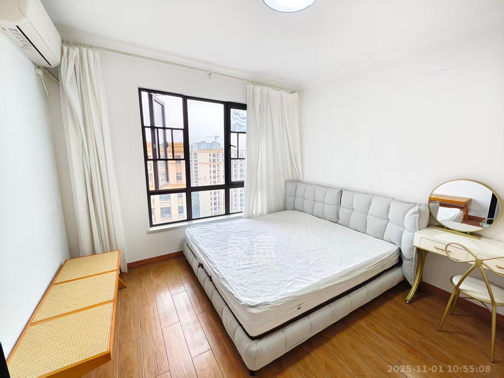 鑫远悦城（鑫远悦时代）  3室2厅1卫    2400.0元/月室内图