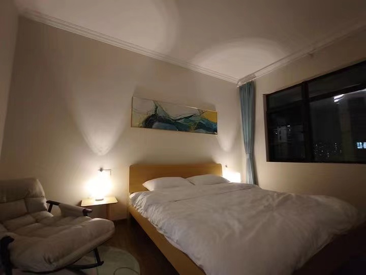 世茂璀璨时代  2室2厅1卫    1800.0元/月室内图