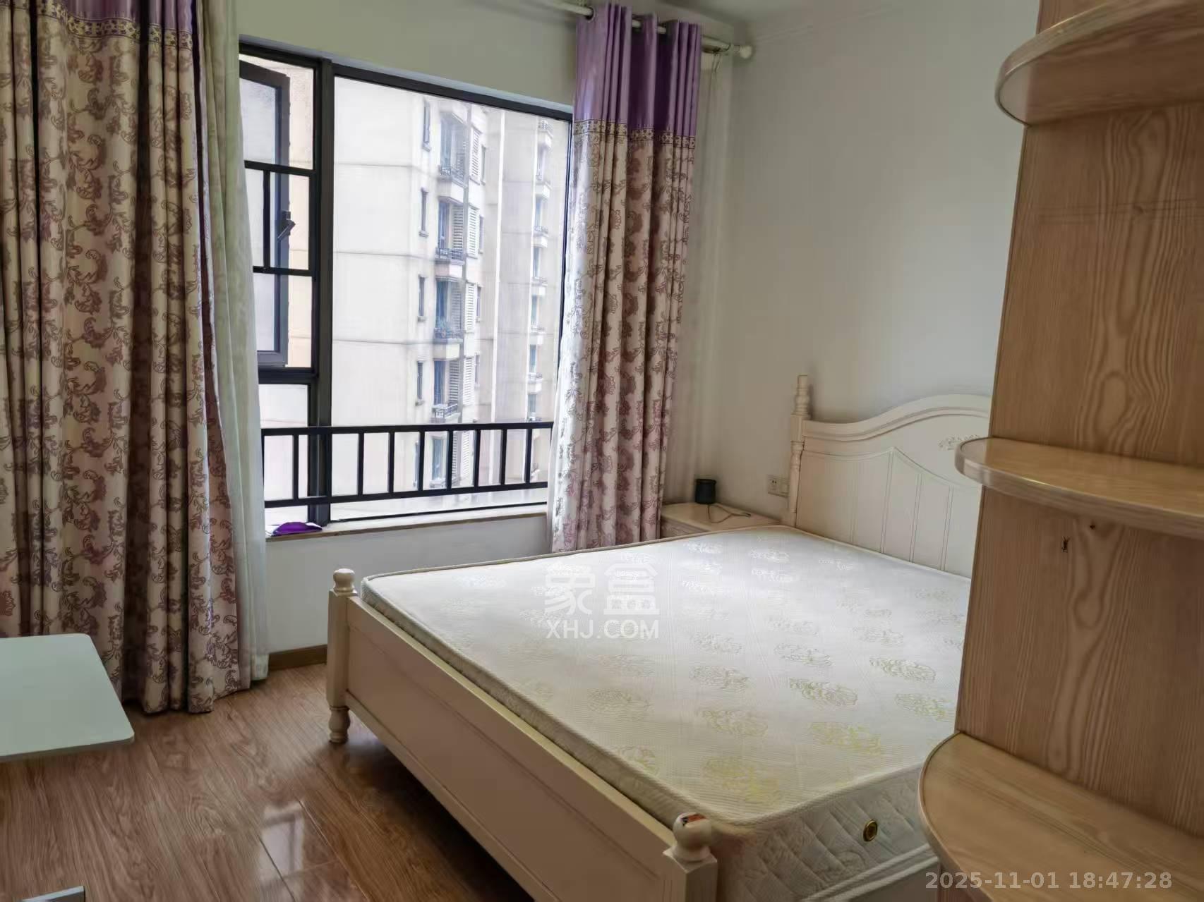 珠江郦城薰衣道  3室2厅1卫    2200.0元/月室内图