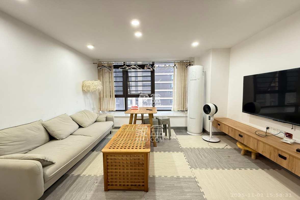 建发央玺(建发泱玺雅苑) 2室1厅1卫 2400.0元/月 建发央玺(建发泱玺雅苑) 2室1厅1卫 2400.0元/月室内图