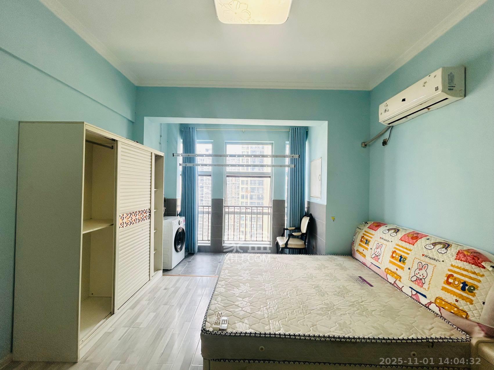 恒泰广场 1室1厅1卫 1400.0元/月 恒泰广场 1室1厅1卫 1400.0元/月室内图