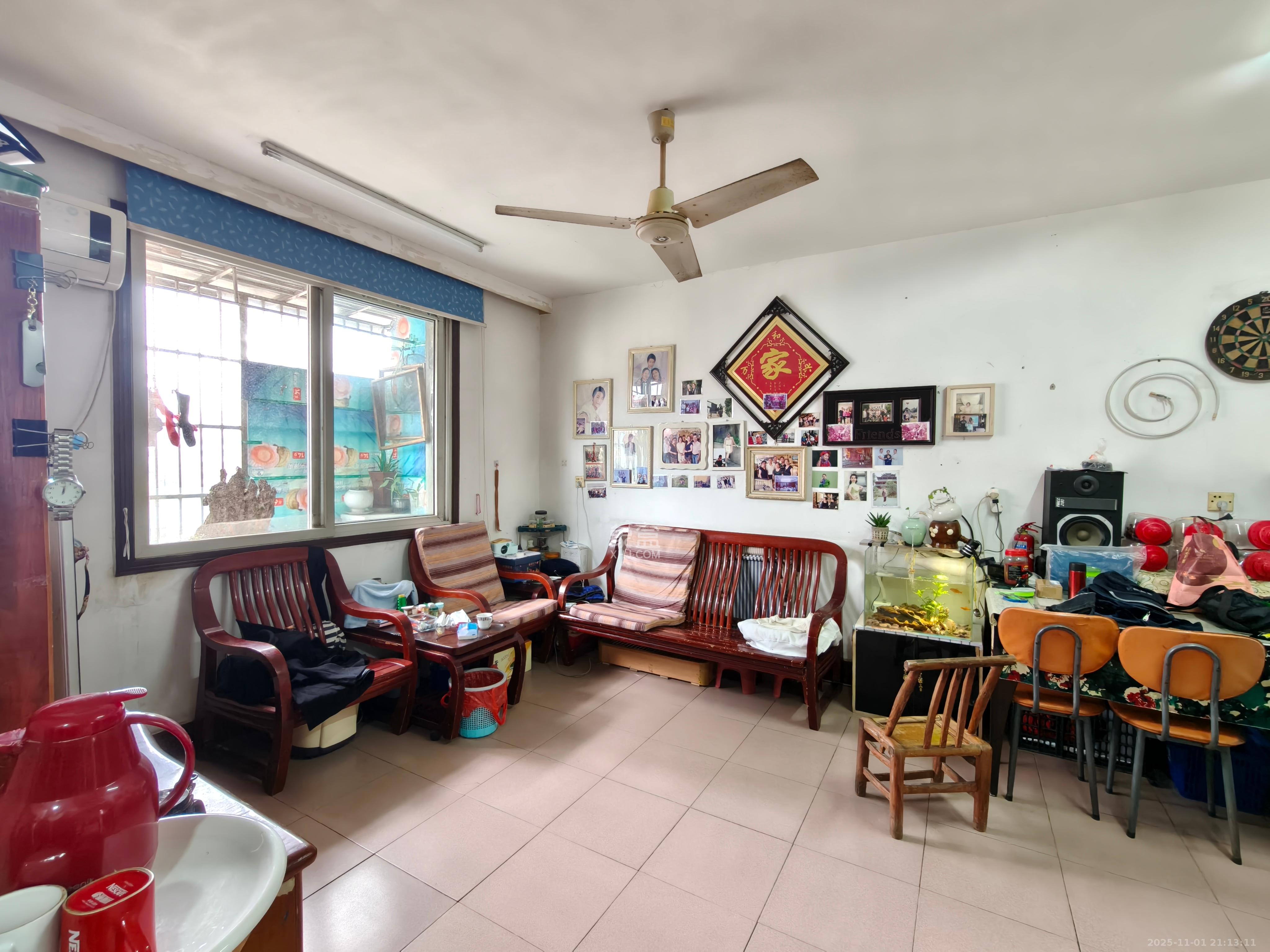 王公塘社区  2室1厅1卫    1200.0元/月室内图