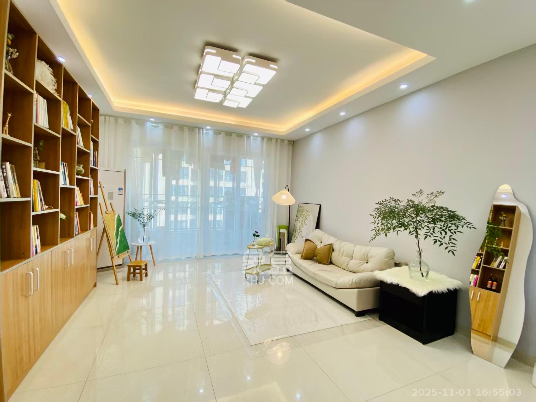 东城港  3室2厅2卫    3300.0元/月